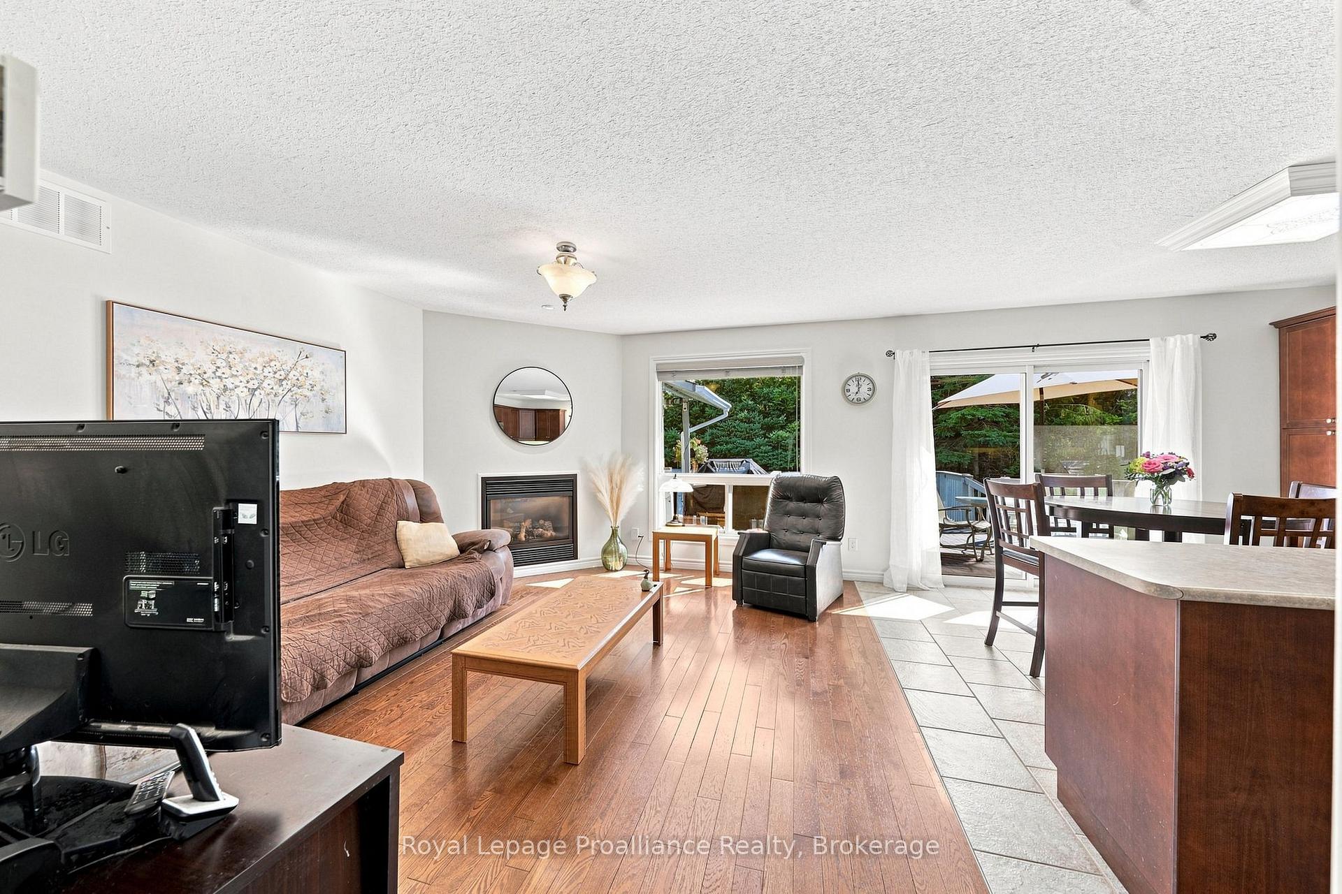 Photo 18 of 9 Seneca Drive, Brighton — HOMEH