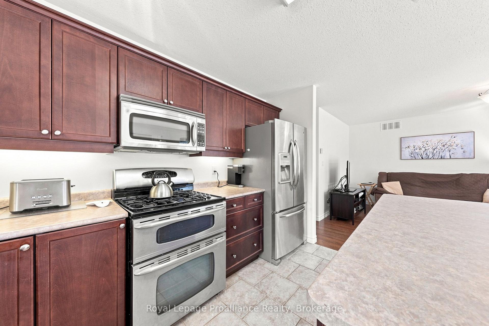 Photo 24 of 9 Seneca Drive, Brighton — HOMEH