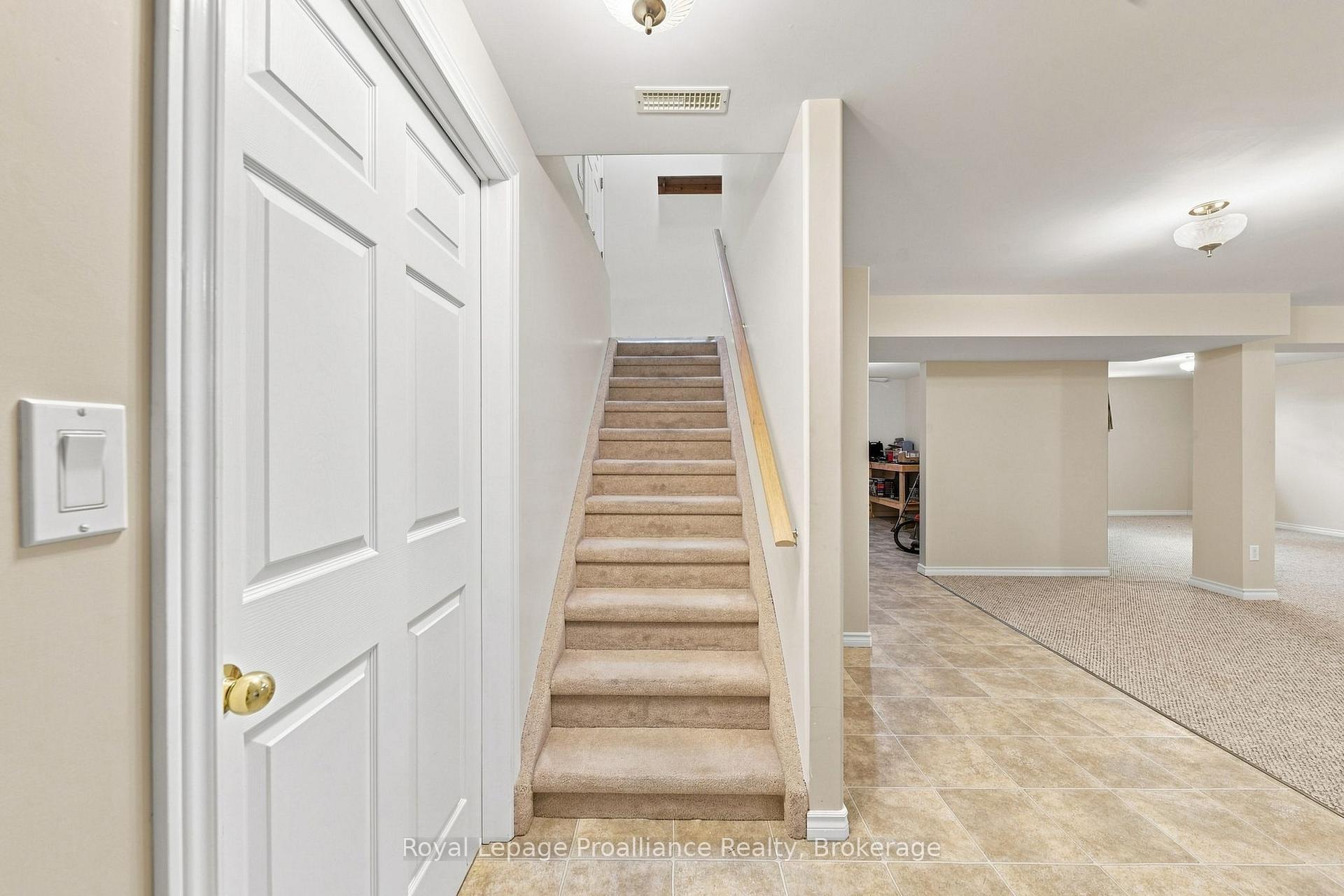 Photo 35 of 9 Seneca Drive, Brighton — HOMEH