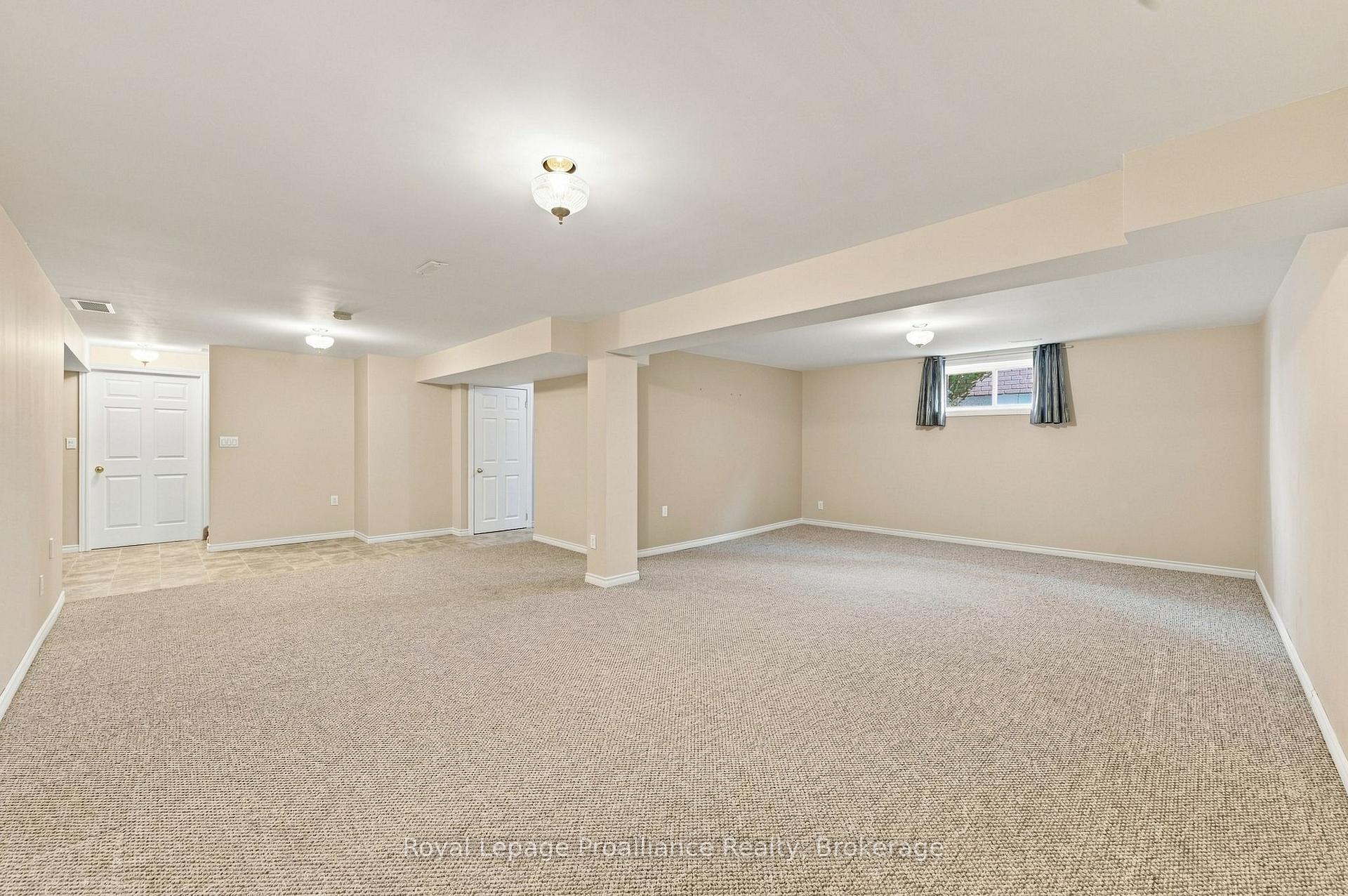Photo 37 of 9 Seneca Drive, Brighton — HOMEH