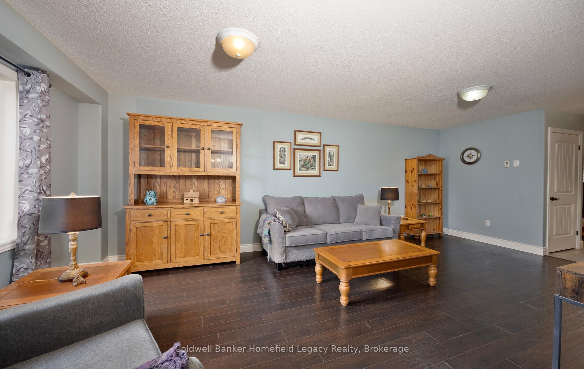 Photo 10 of 66 Edison Street N, St. Marys — HOMEH