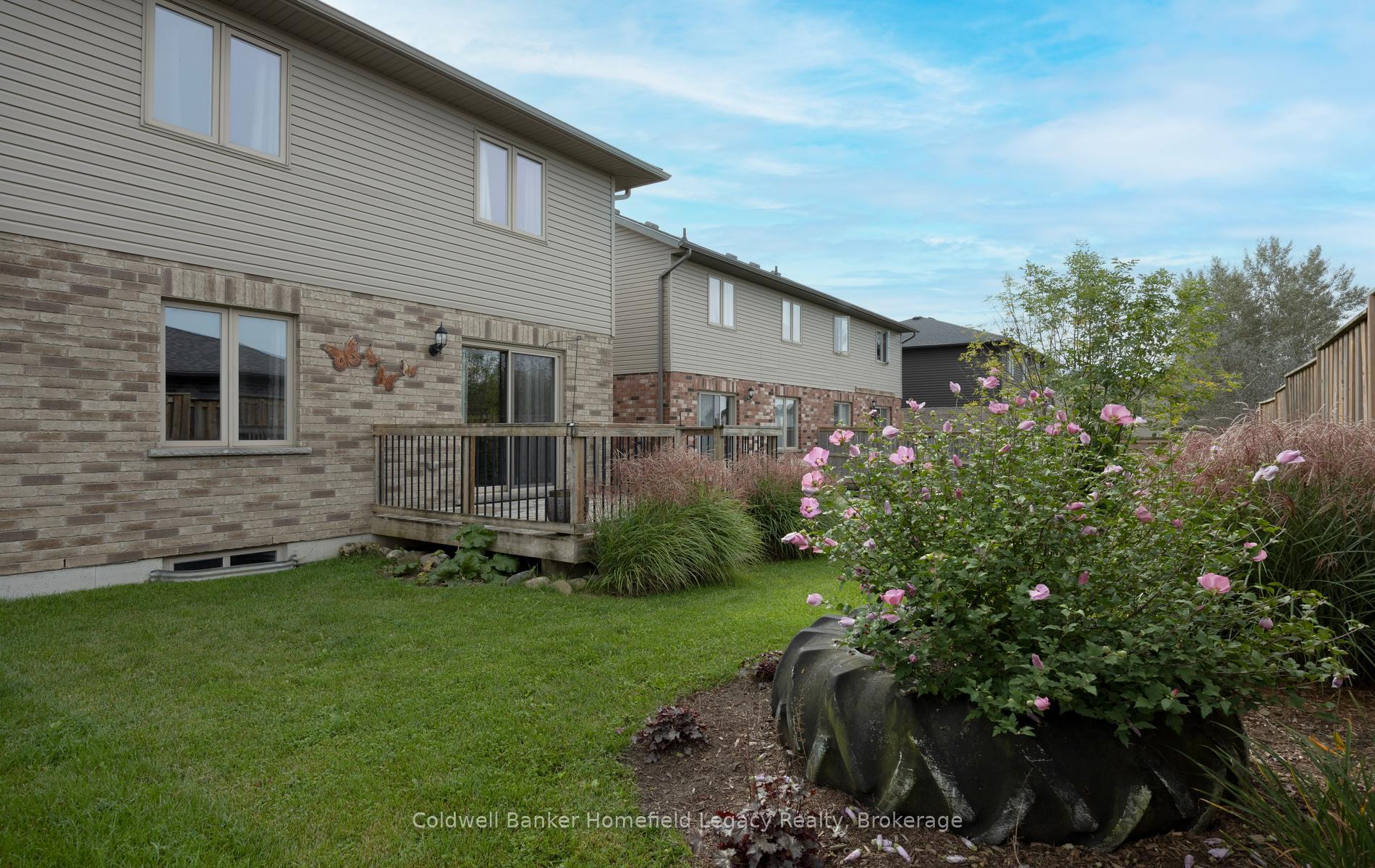 Photo 28 of 66 Edison Street N, St. Marys — HOMEH