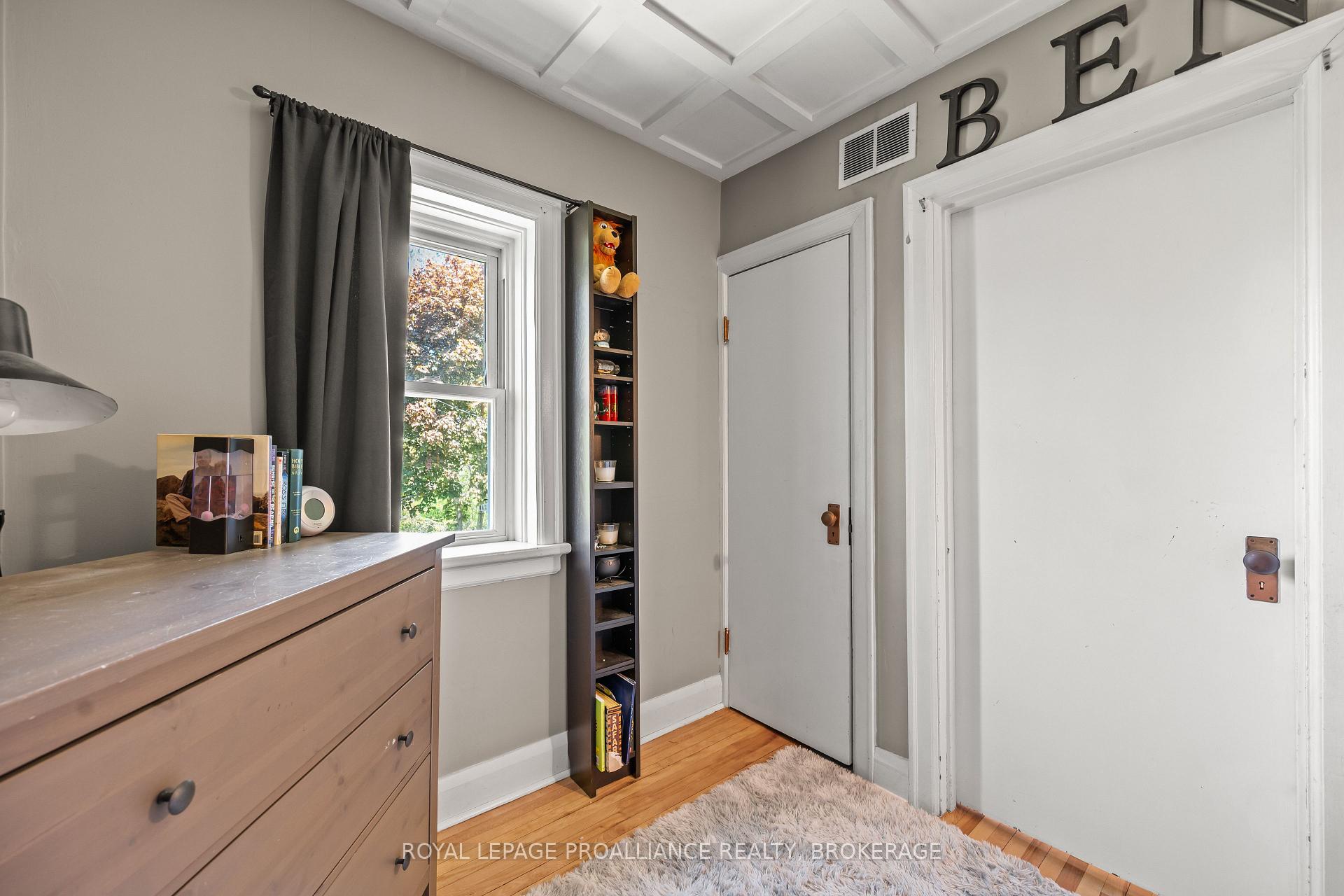 Photo 22 of 560 King Street W, Gananoque, Gananoque — HOMEH