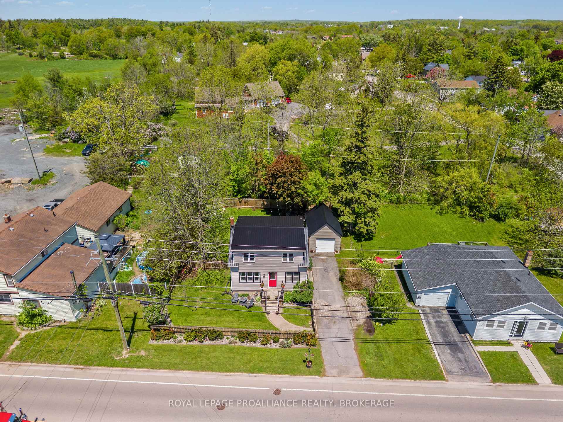 Photo 38 of 560 King Street W, Gananoque, Gananoque — HOMEH