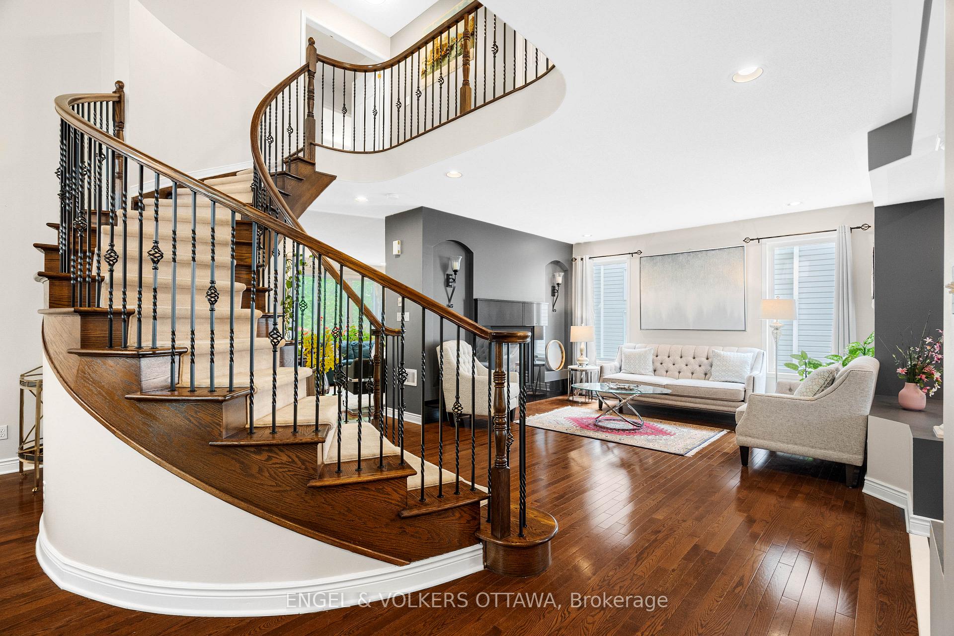 Photo 6 of 8 Glenrill Place, Ottawa, Kanata - Emerald Meadows/Trailwest — HOMEH