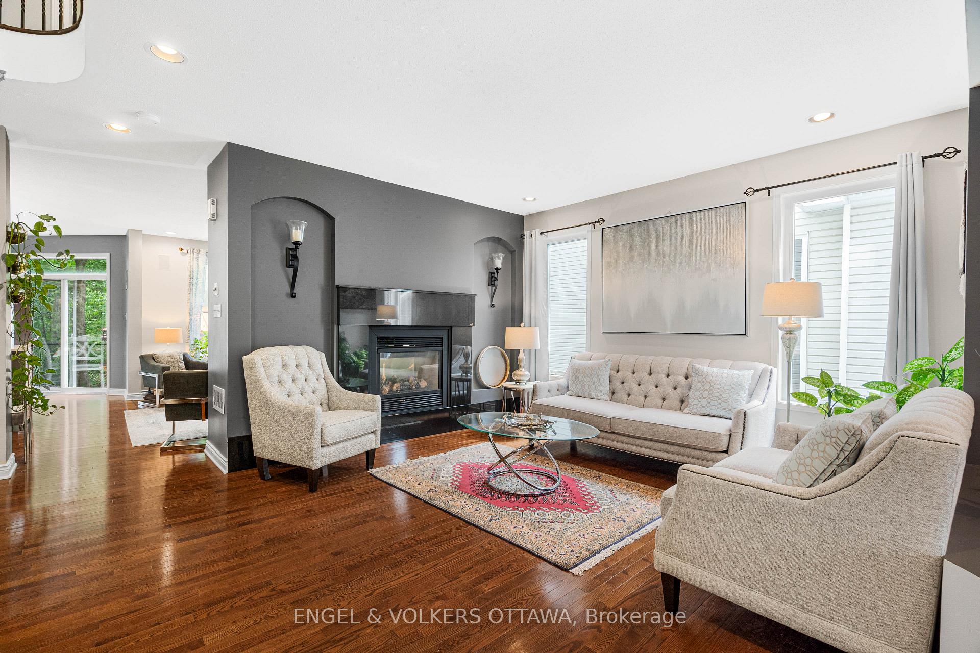 Photo 7 of 8 Glenrill Place, Ottawa, Kanata - Emerald Meadows/Trailwest — HOMEH
