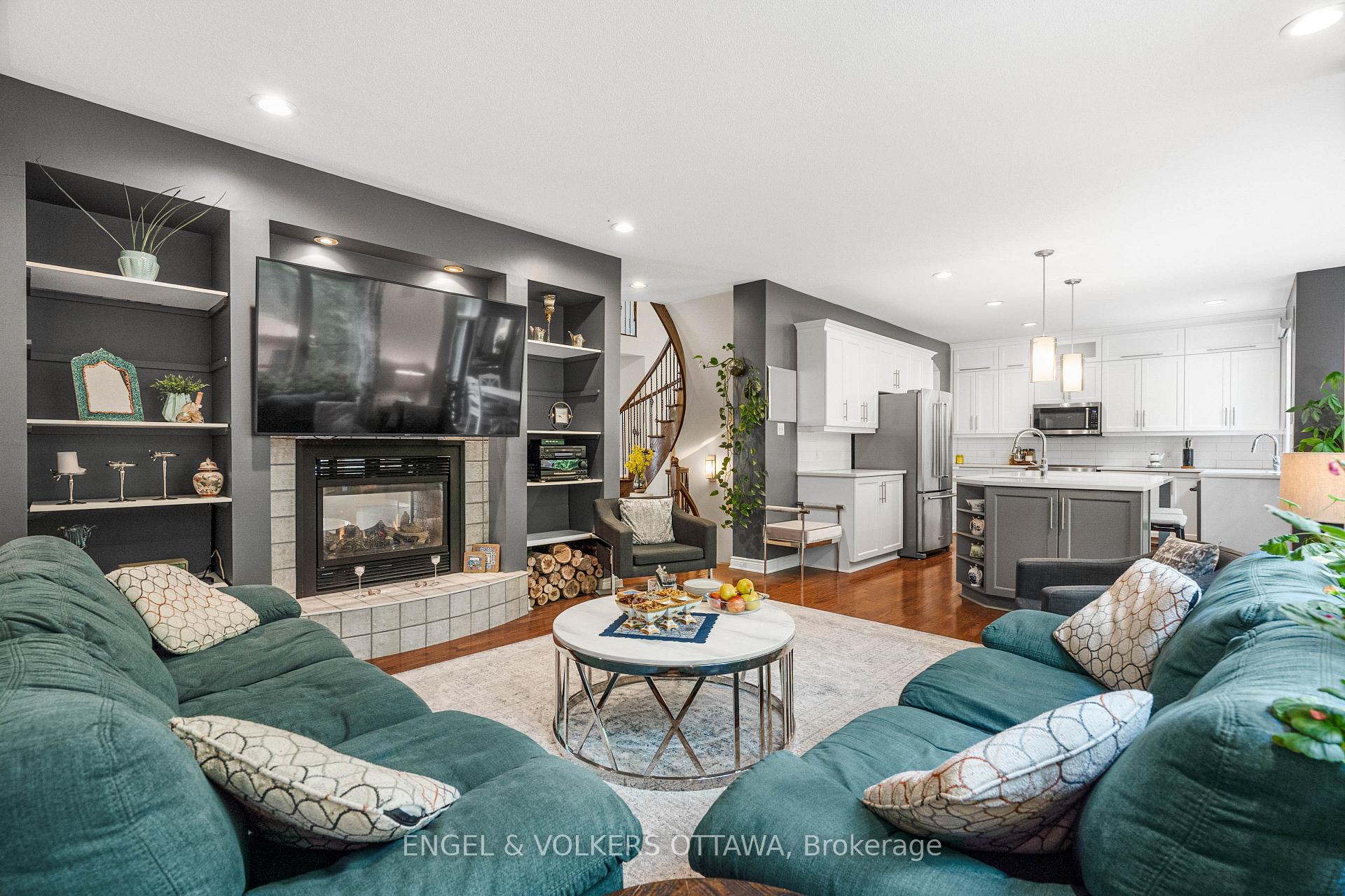 Photo 15 of 8 Glenrill Place, Ottawa, Kanata - Emerald Meadows/Trailwest — HOMEH