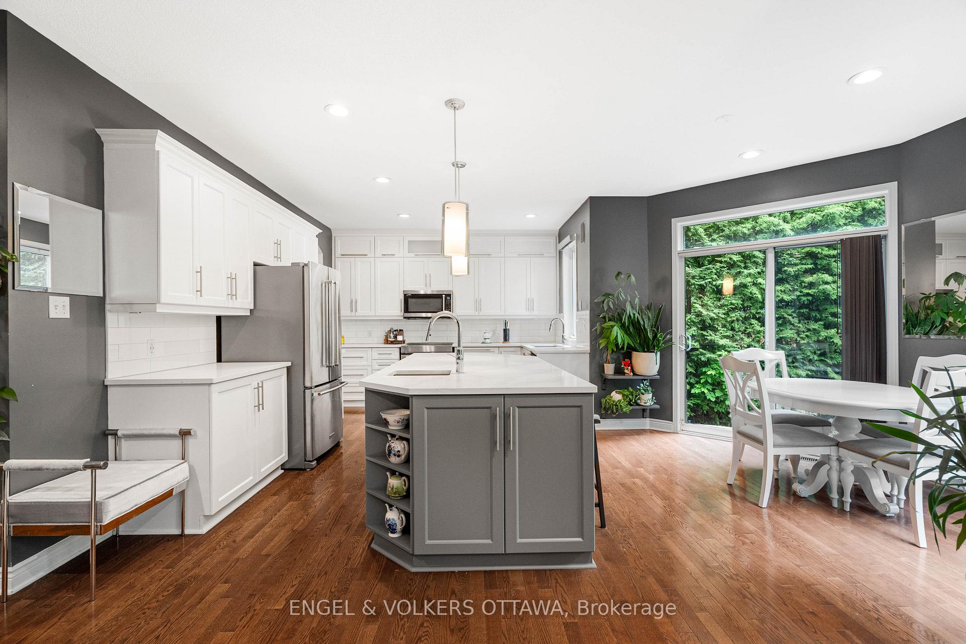 Photo 17 of 8 Glenrill Place, Ottawa, Kanata - Emerald Meadows/Trailwest — HOMEH