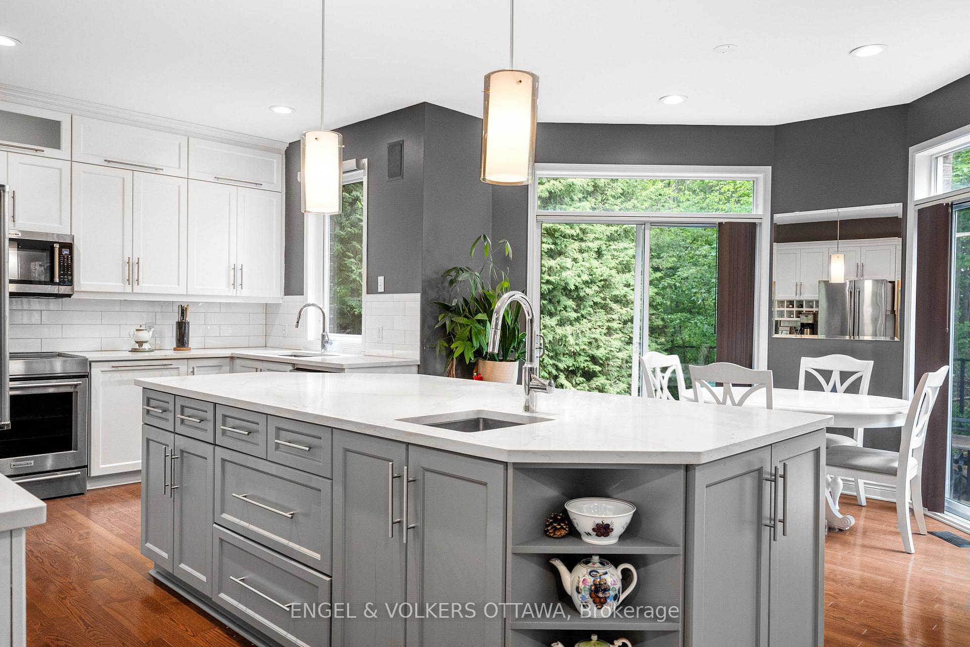 Photo 21 of 8 Glenrill Place, Ottawa, Kanata - Emerald Meadows/Trailwest — HOMEH