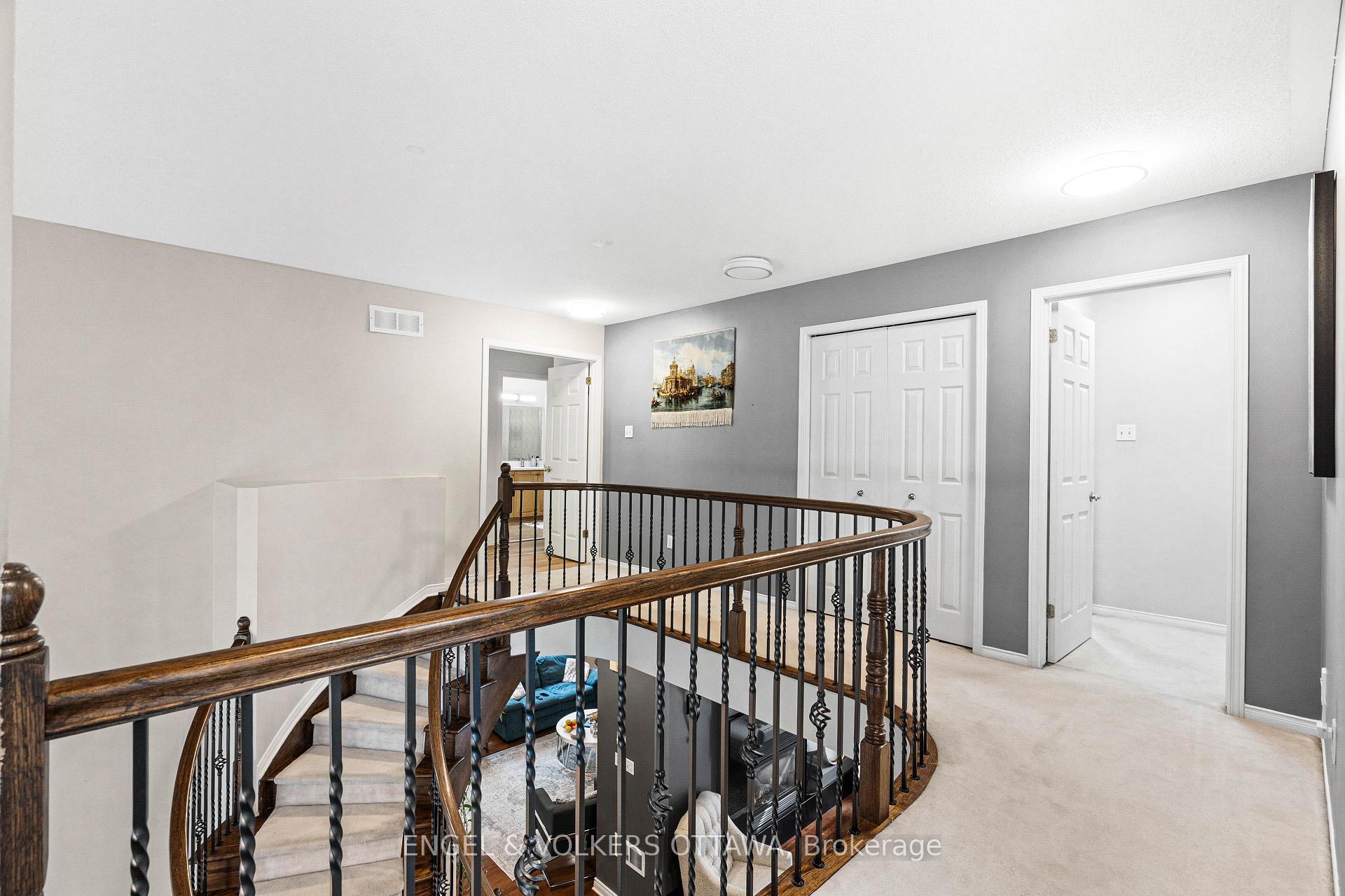 Photo 26 of 8 Glenrill Place, Ottawa, Kanata - Emerald Meadows/Trailwest — HOMEH