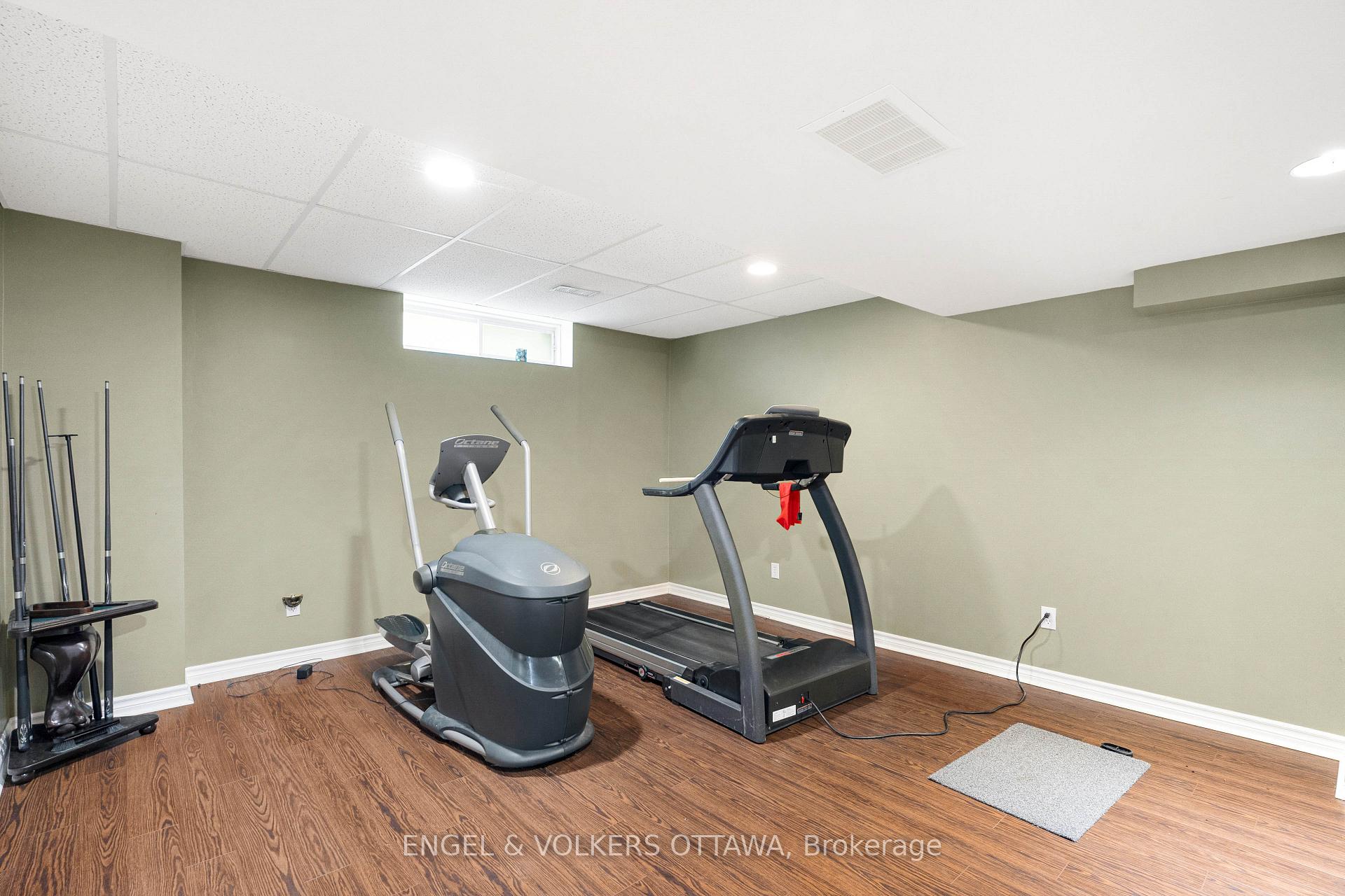 Photo 39 of 8 Glenrill Place, Ottawa, Kanata - Emerald Meadows/Trailwest — HOMEH