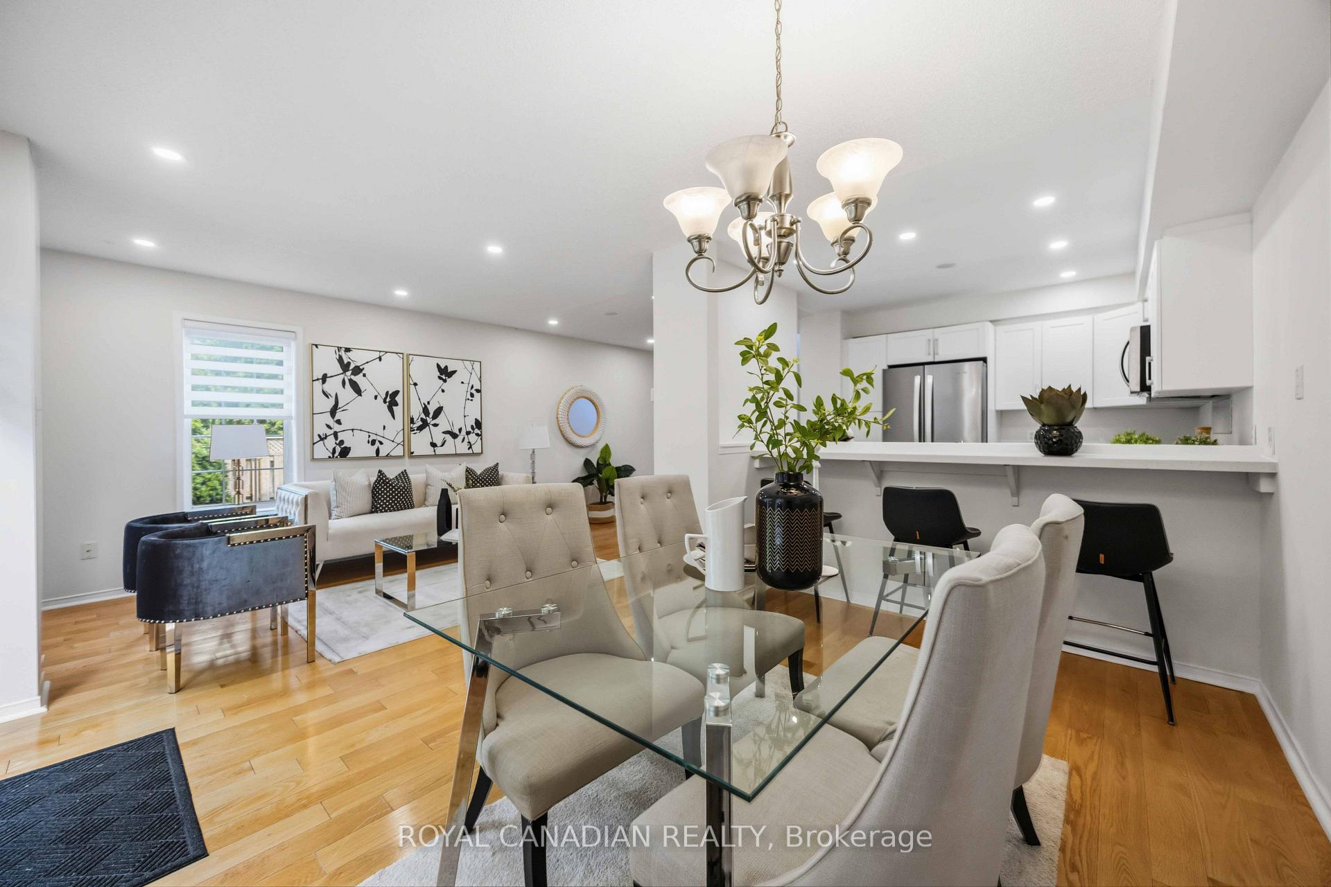 Photo 19 of 137 Stokely Crescent, Whitby, Downtown Whitby — HOMEH