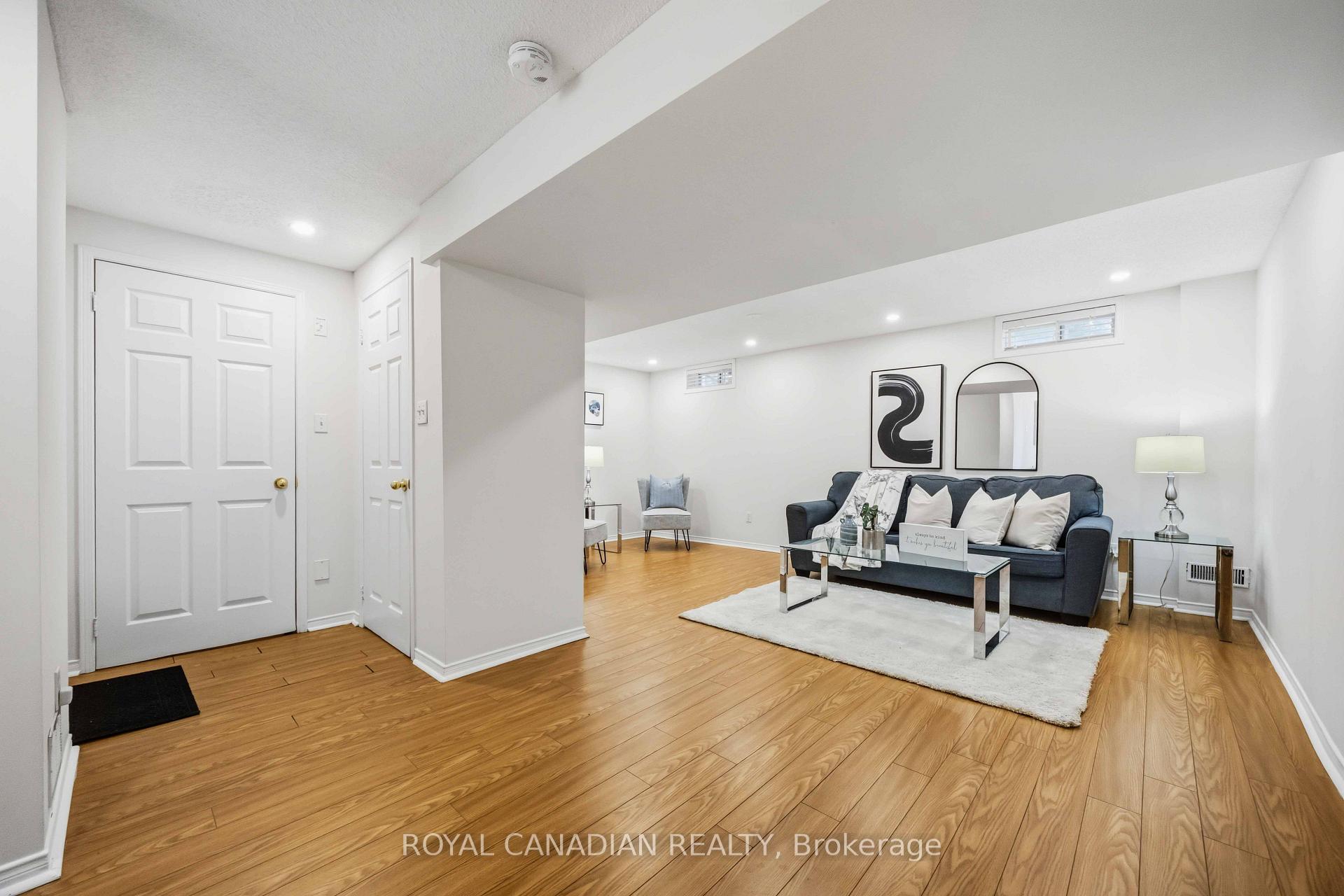Photo 40 of 137 Stokely Crescent, Whitby, Downtown Whitby — HOMEH