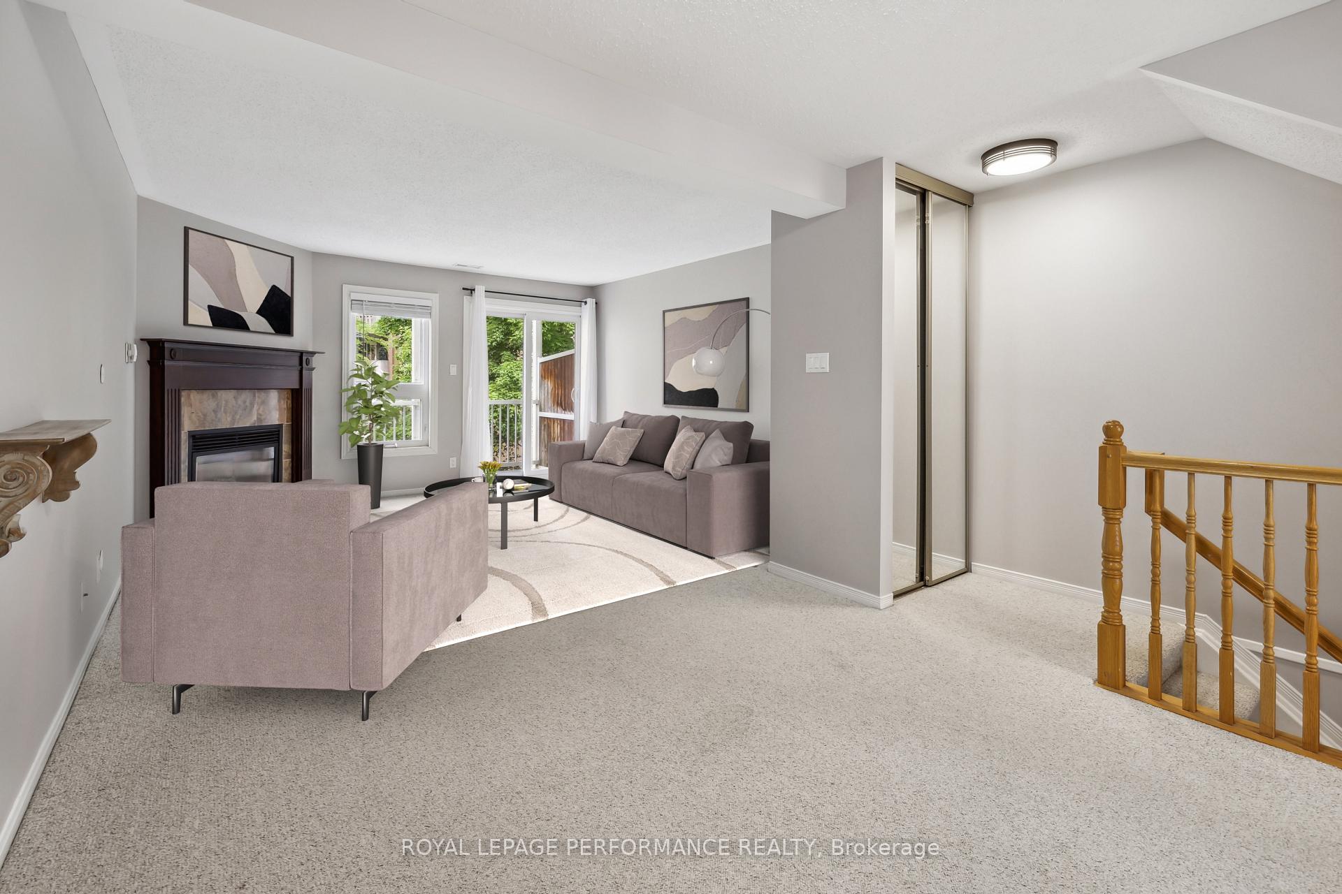Photo 3 of 1668 Locksley Lane, Ottawa, Beaconwood — HOMEH