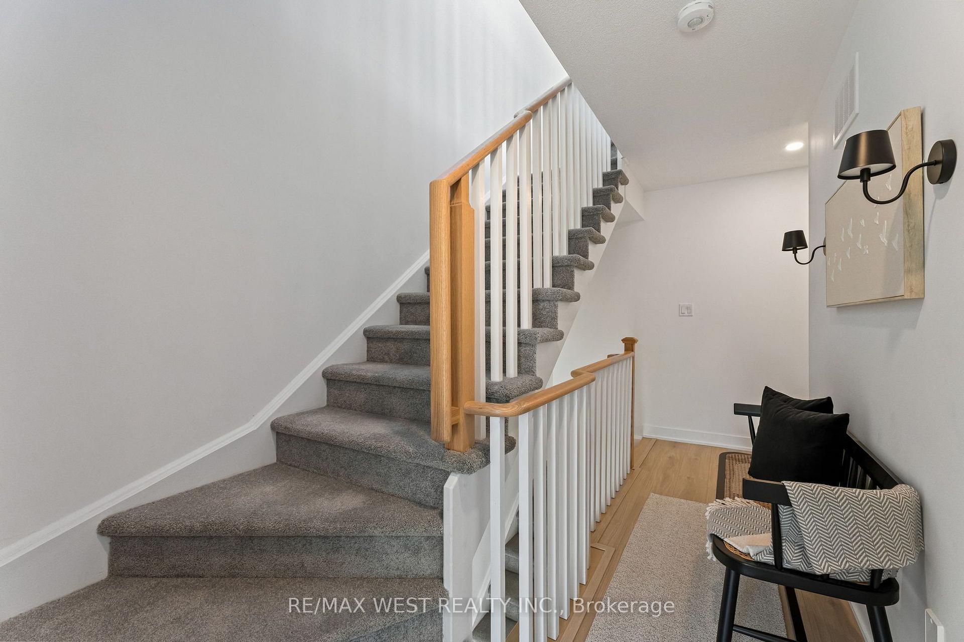 Photo 31 of 134 Covington Crescent, Whitchurch-Stouffville, Stouffville — HOMEH