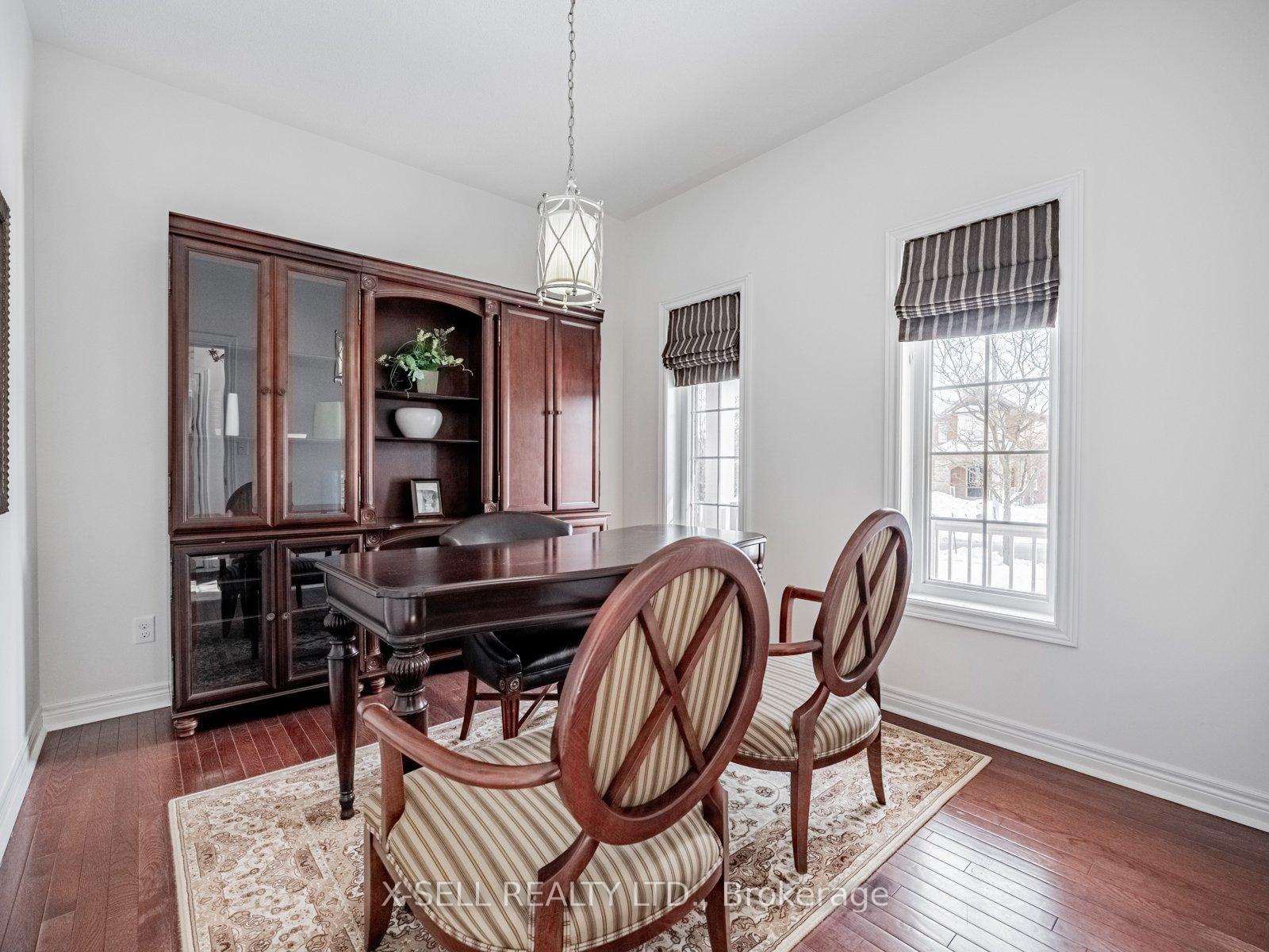 Photo 4 of 34 Dockside Court, Brampton, Sandringham-Wellington — HOMEH