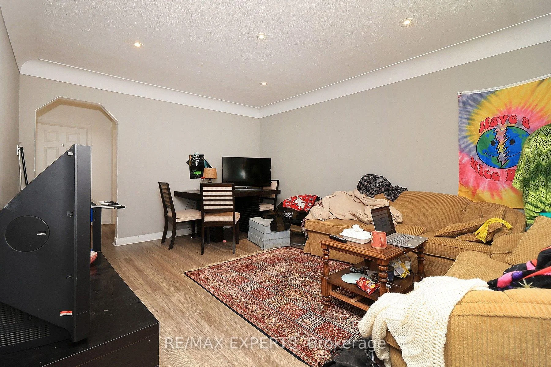 Photo 7 of 127 Whitney Avenue, Hamilton, Ainslie Wood — HOMEH