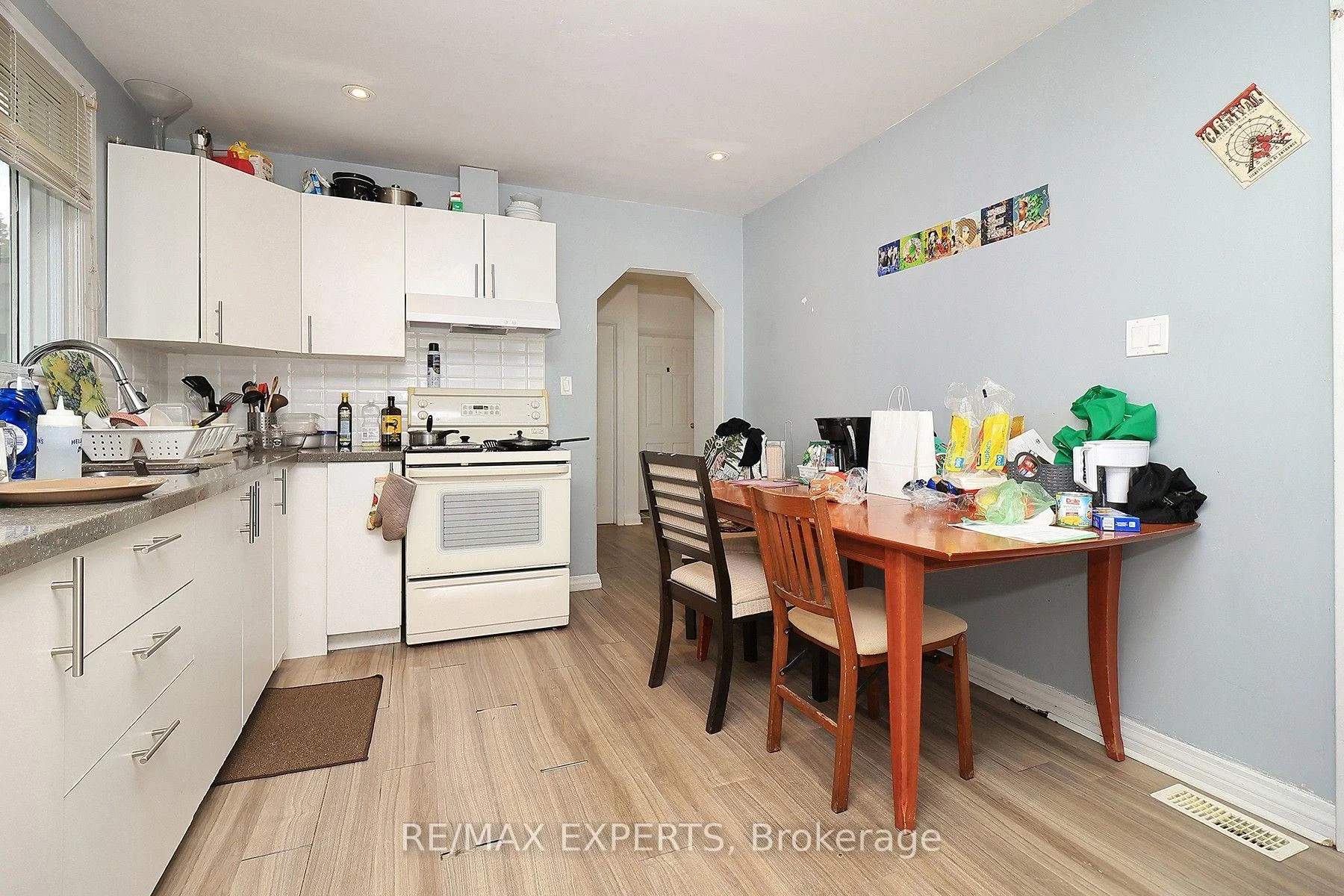 Photo 9 of 127 Whitney Avenue, Hamilton, Ainslie Wood — HOMEH