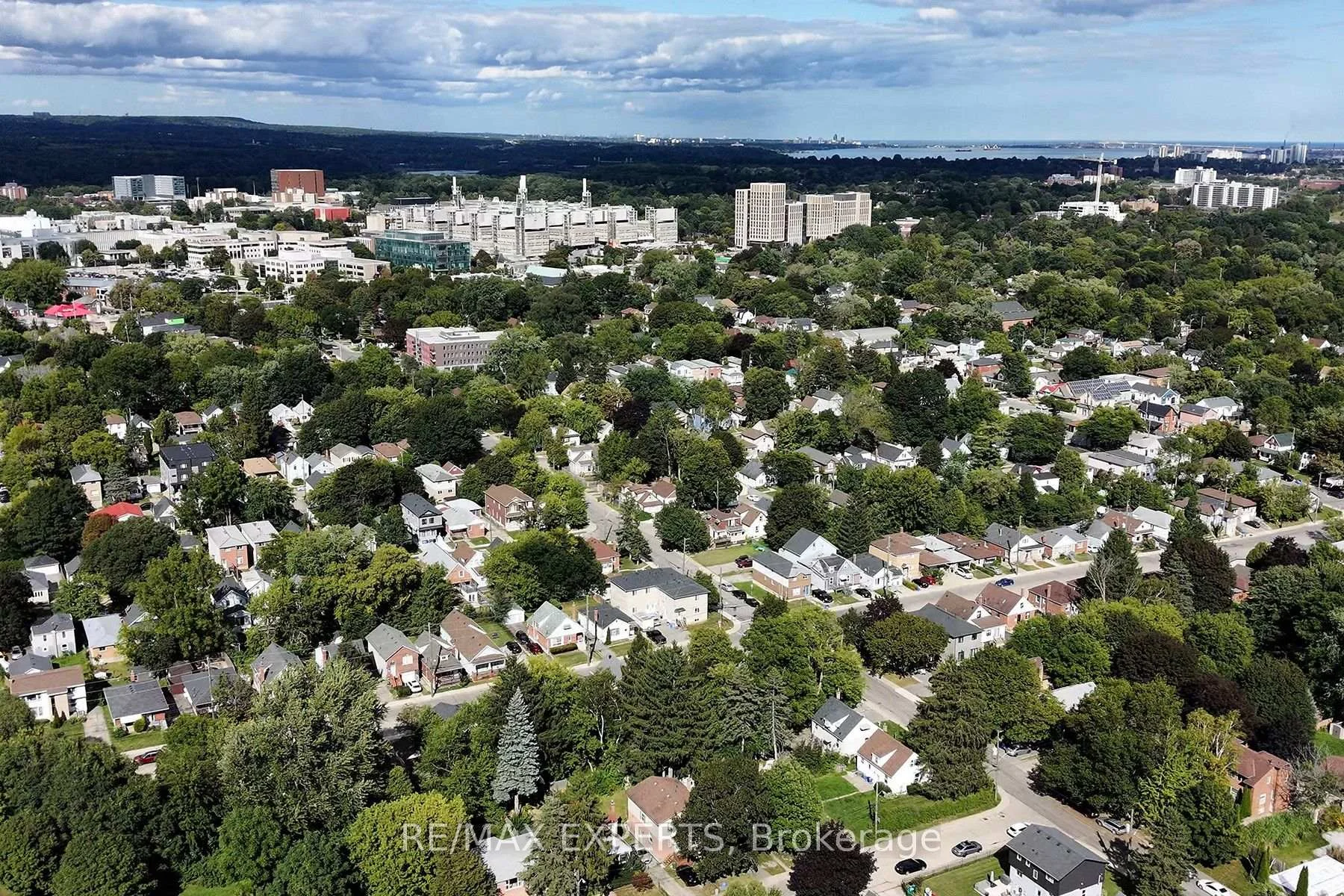 Photo 30 of 127 Whitney Avenue, Hamilton, Ainslie Wood — HOMEH