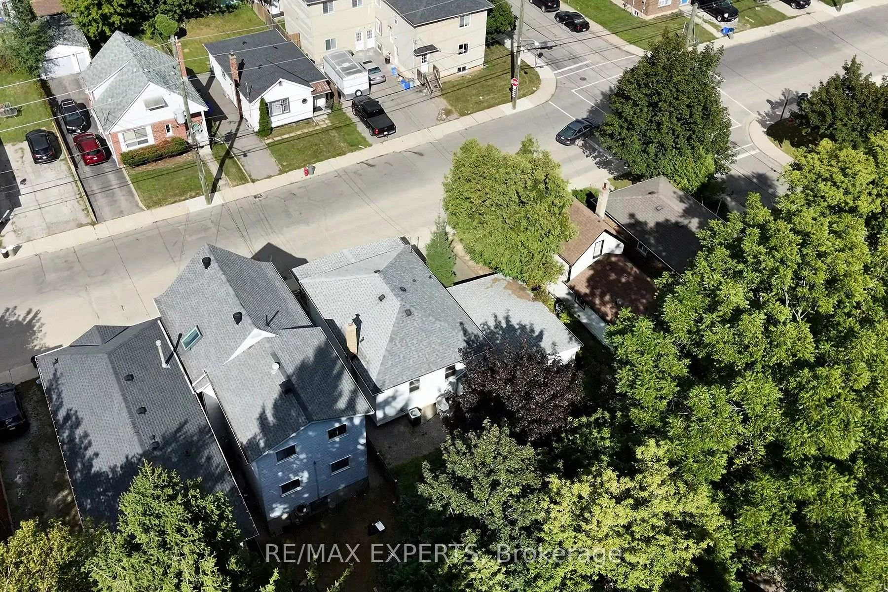 Photo 31 of 127 Whitney Avenue, Hamilton, Ainslie Wood — HOMEH