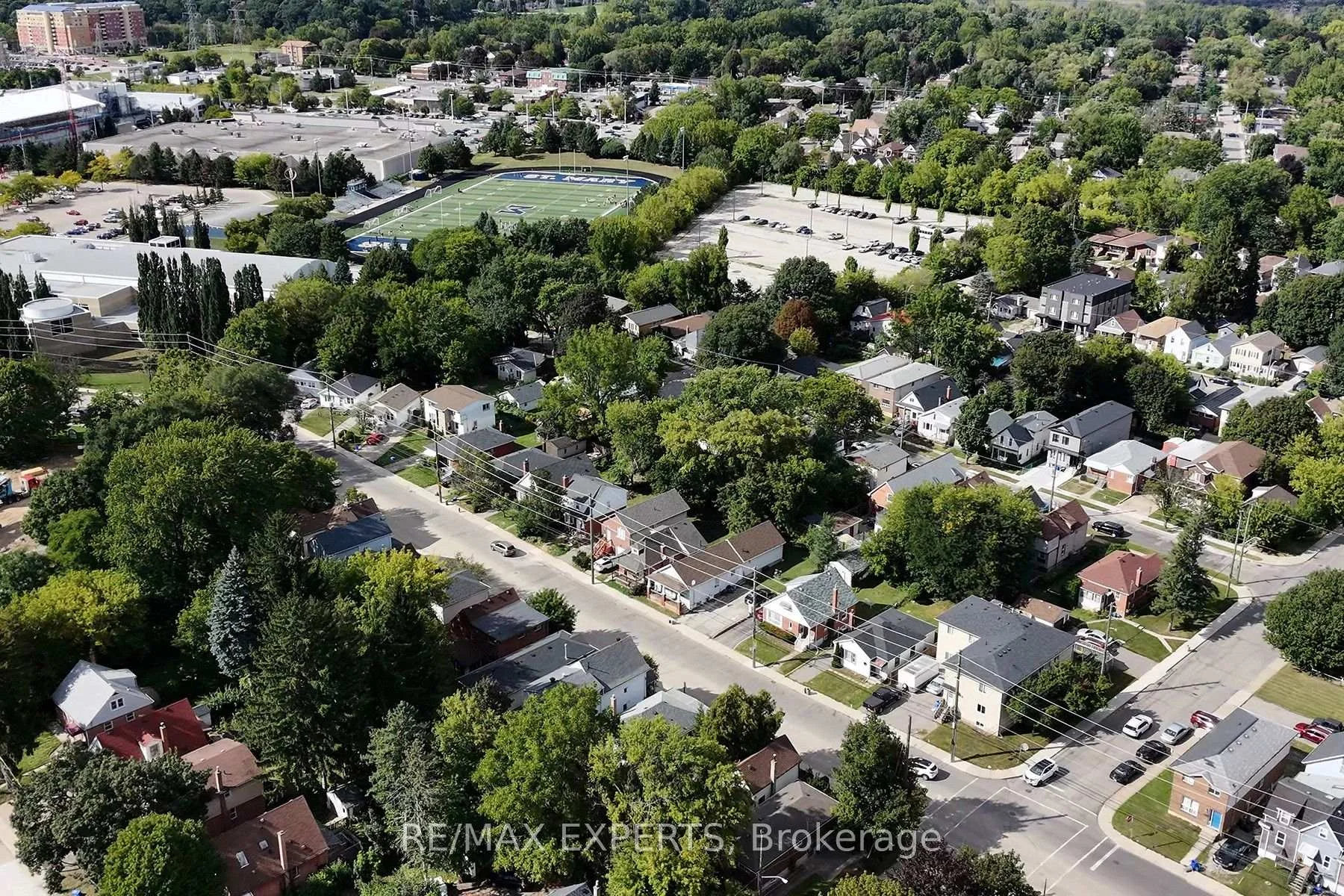Photo 32 of 127 Whitney Avenue, Hamilton, Ainslie Wood — HOMEH