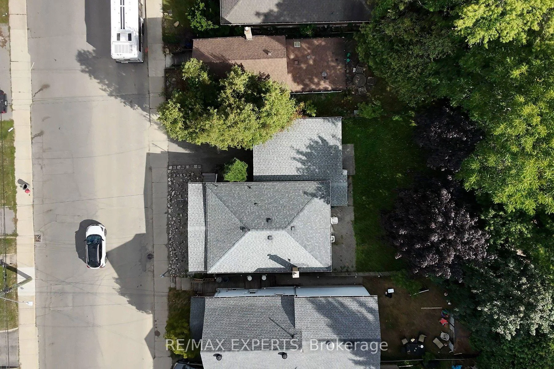 Photo 34 of 127 Whitney Avenue, Hamilton, Ainslie Wood — HOMEH