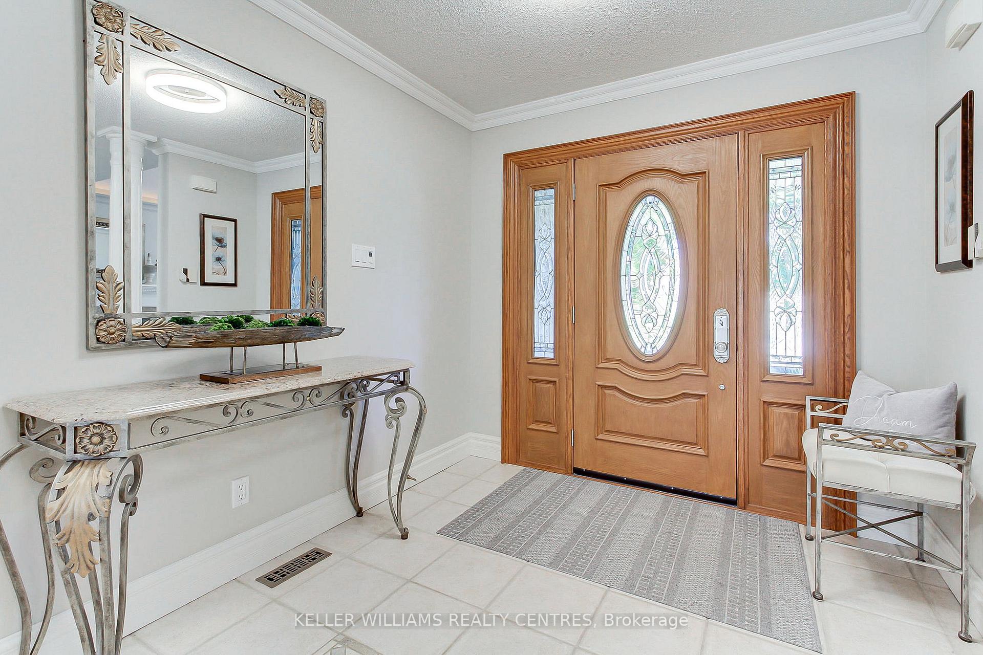 Photo 7 of 65 Carlyle Crescent, Aurora, Aurora Highlands — HOMEH