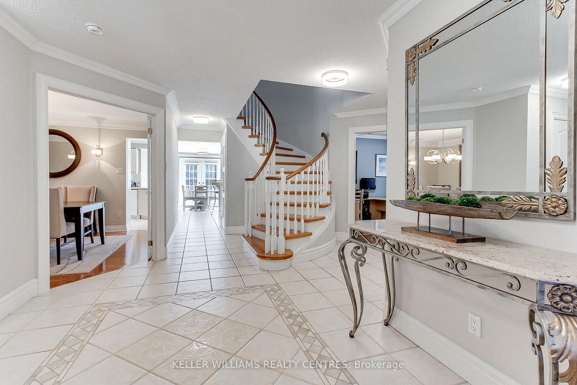 Photo 9 of 65 Carlyle Crescent, Aurora, Aurora Highlands — HOMEH