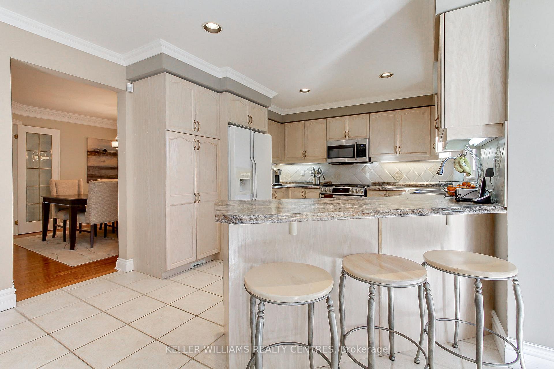 Photo 20 of 65 Carlyle Crescent, Aurora, Aurora Highlands — HOMEH