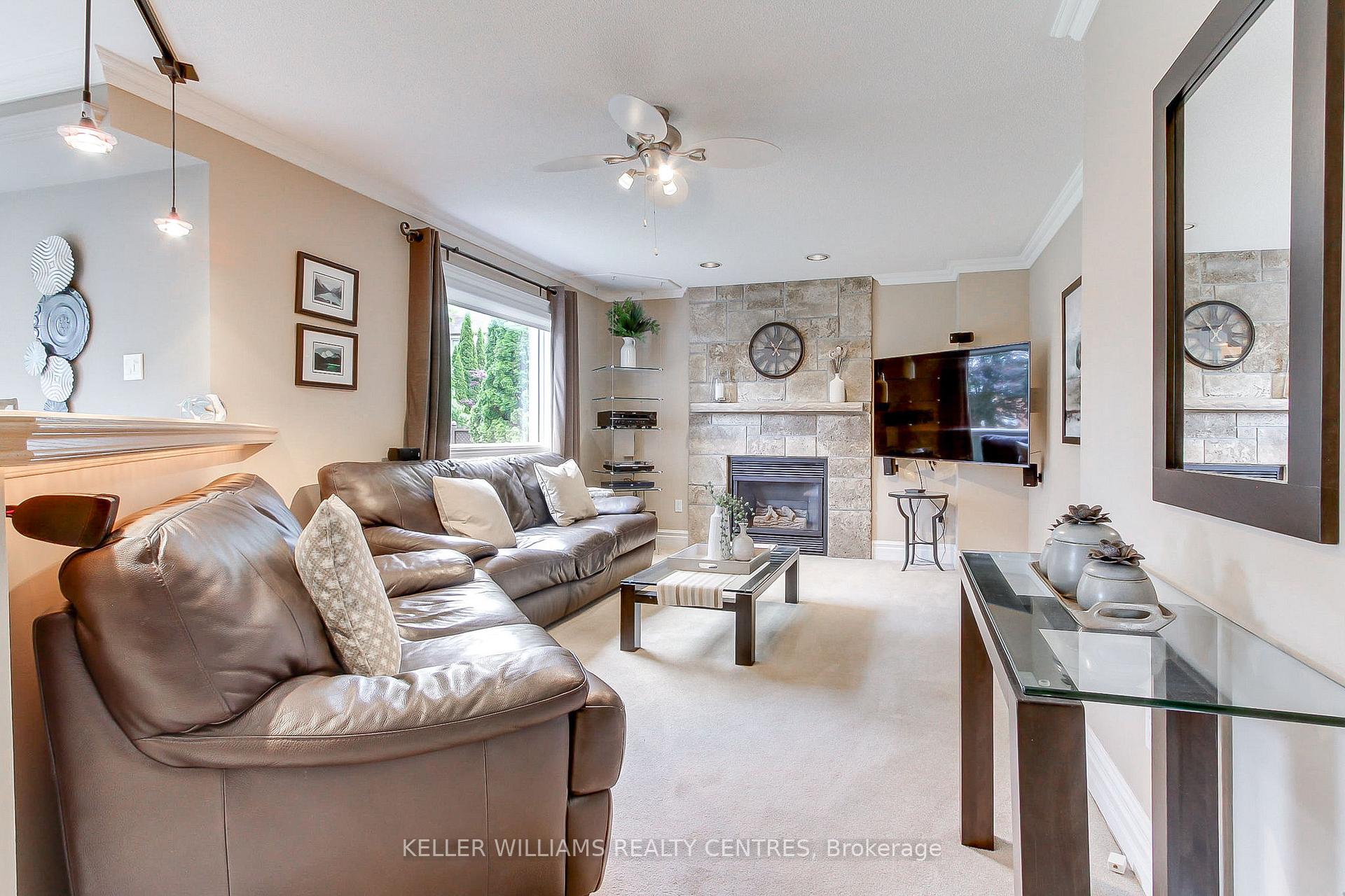 Photo 23 of 65 Carlyle Crescent, Aurora, Aurora Highlands — HOMEH