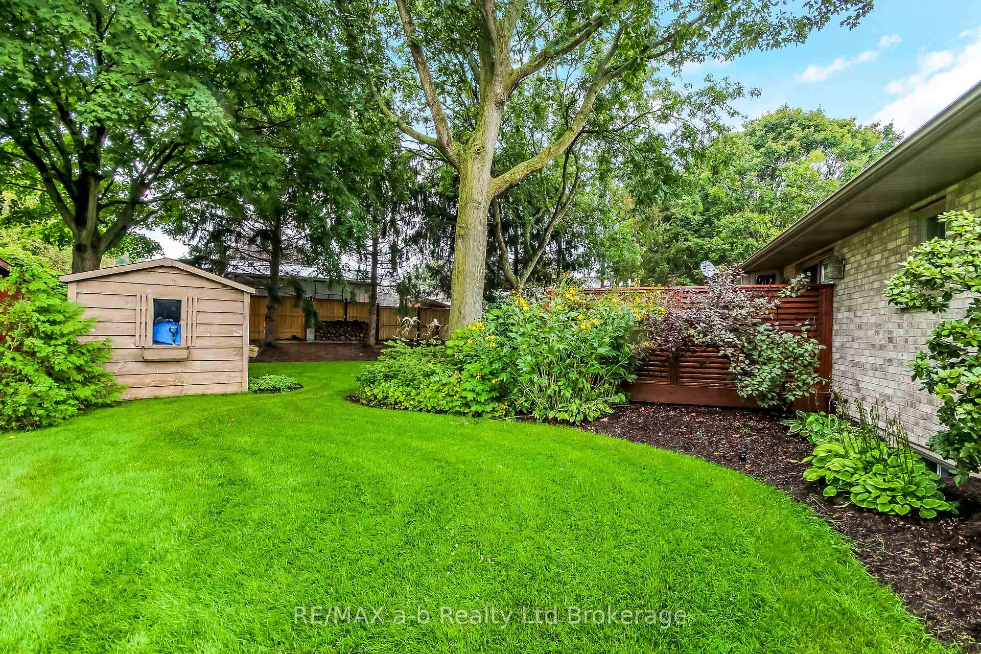 Photo 7 of 4 Otterview Drive, Norwich, Otterville — HOMEH