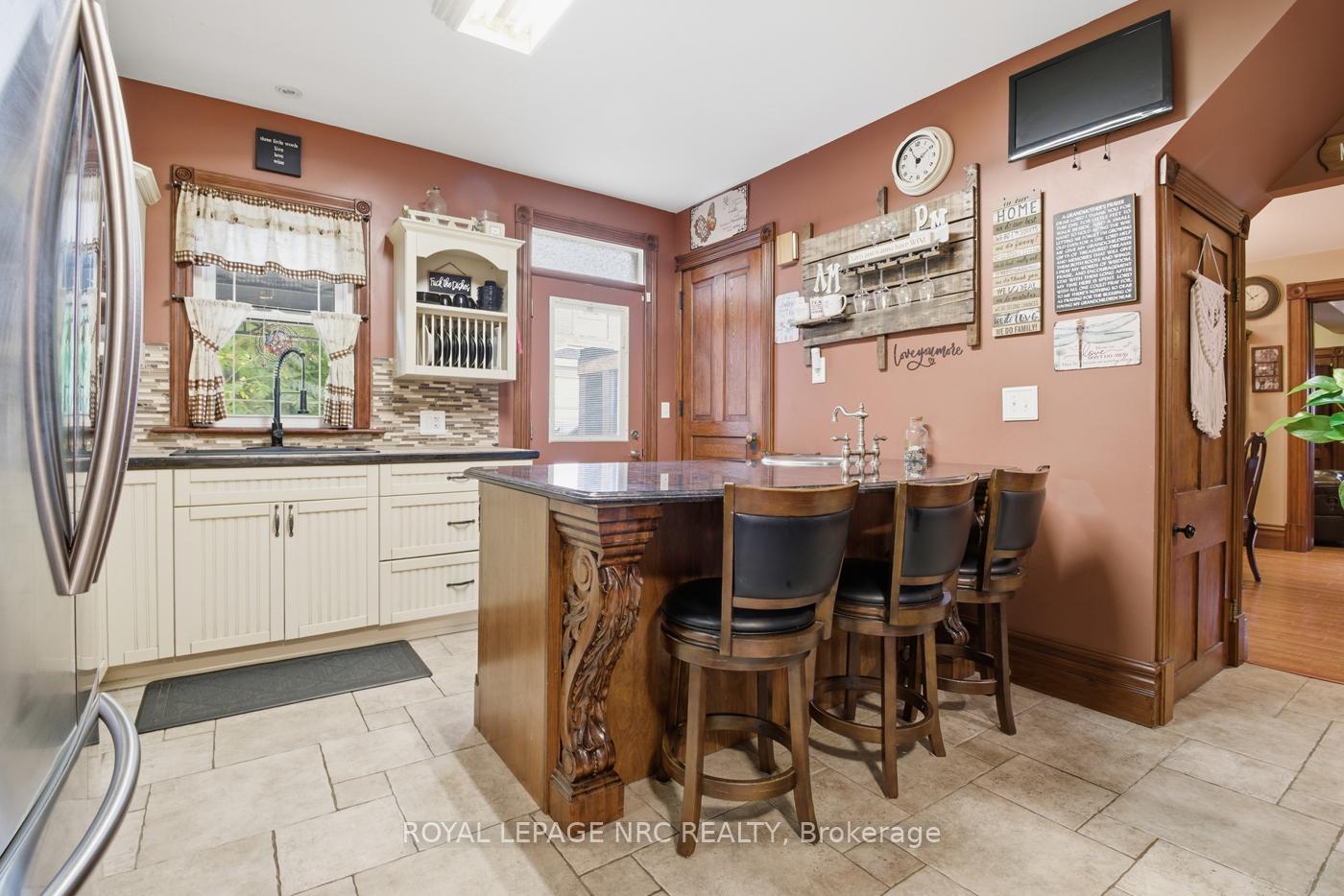 Photo 7 of 5981 Culp Street, Niagara Falls, Dorchester — HOMEH