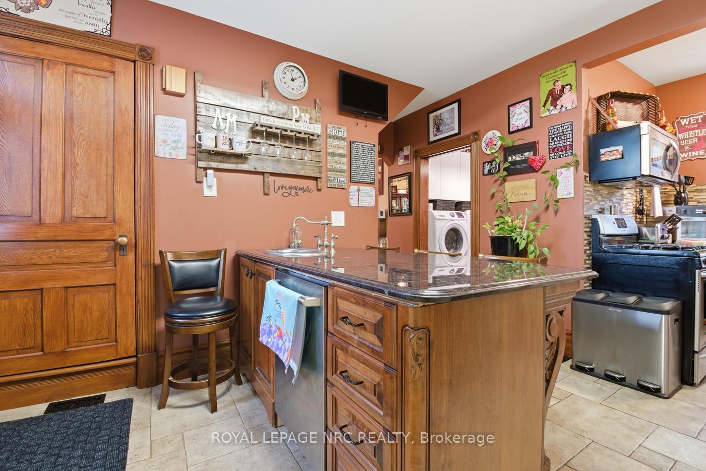 Photo 10 of 5981 Culp Street, Niagara Falls, Dorchester — HOMEH