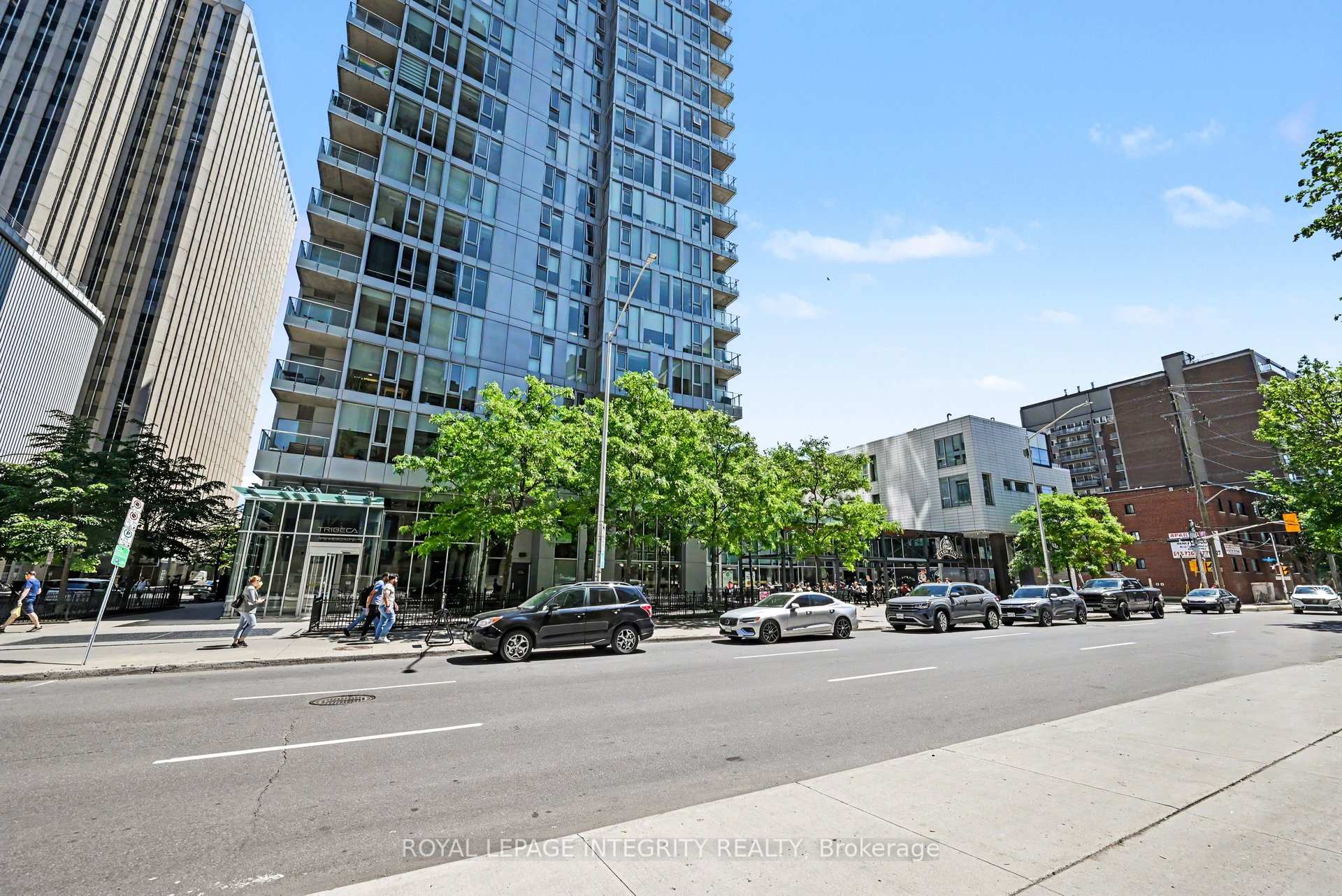 Photo 2 of Unit 1306, 179 Metcalfe Street, Ottawa, Ottawa Centre — HOMEH