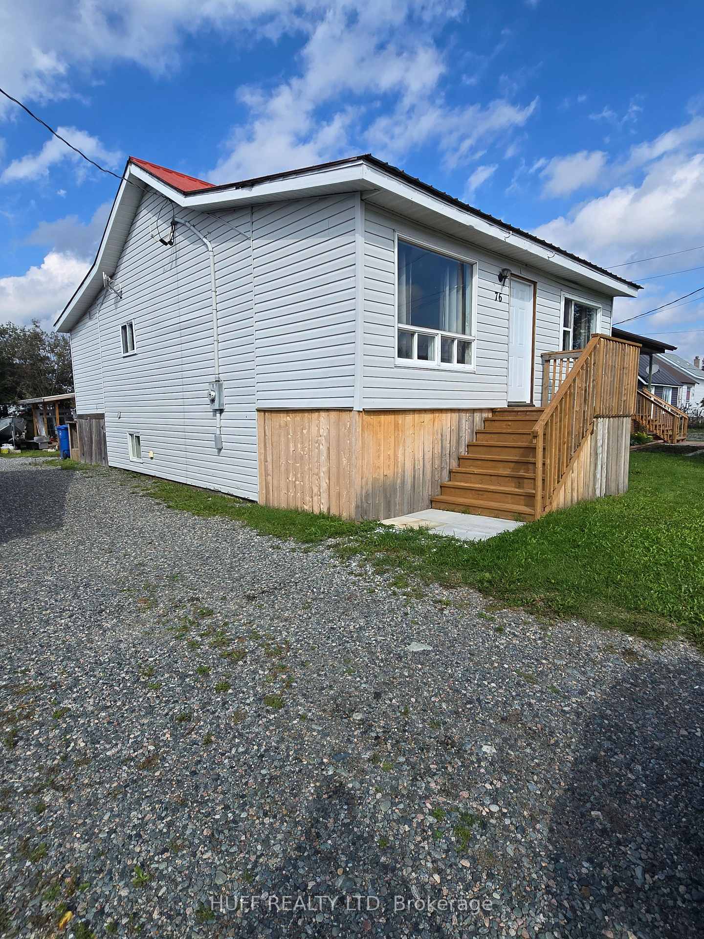 Photo 3 of 76 Seventh Avenue, Kirkland Lake, Larder Lake — HOMEH