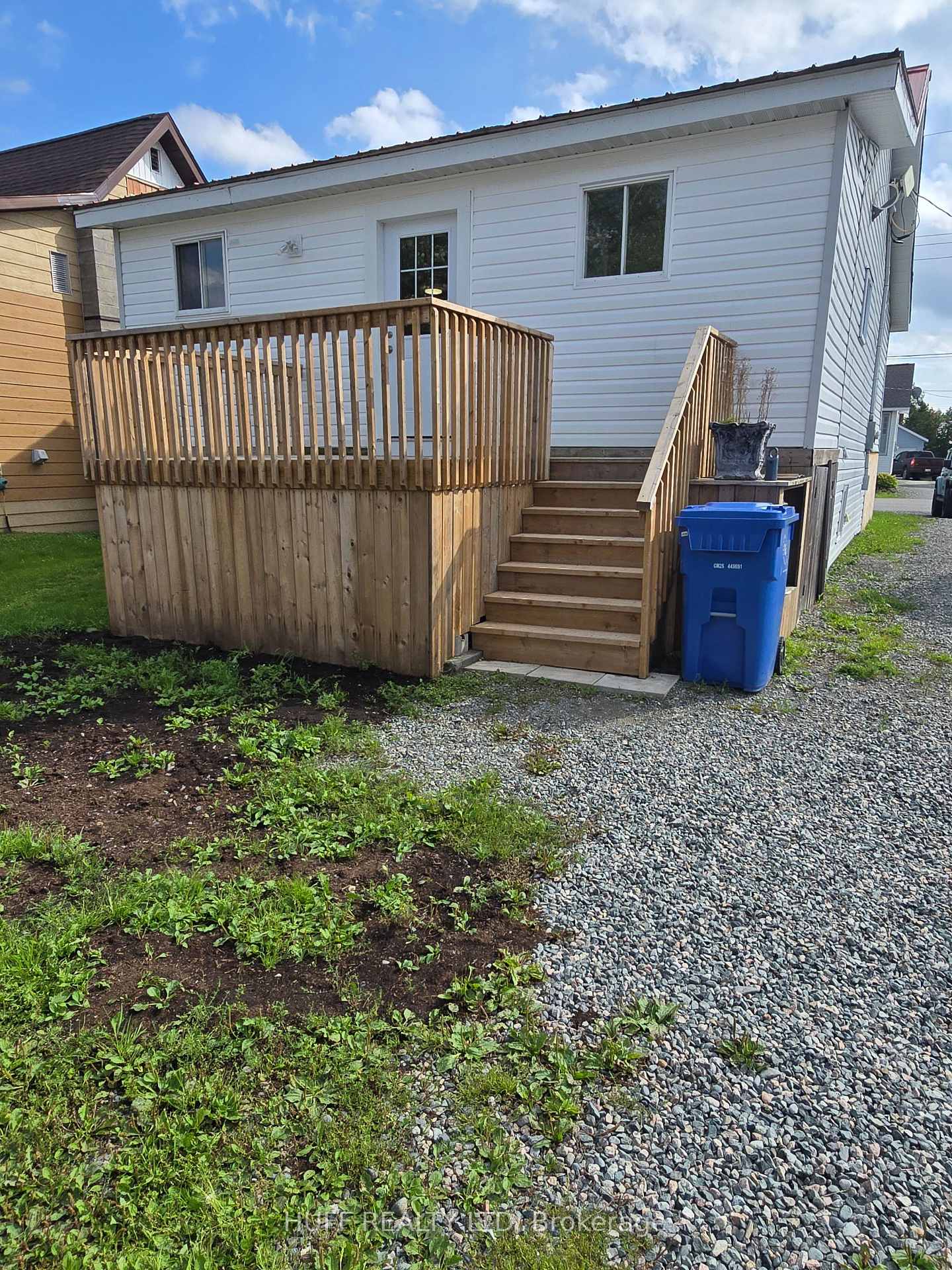 Photo 7 of 76 Seventh Avenue, Kirkland Lake, Larder Lake — HOMEH