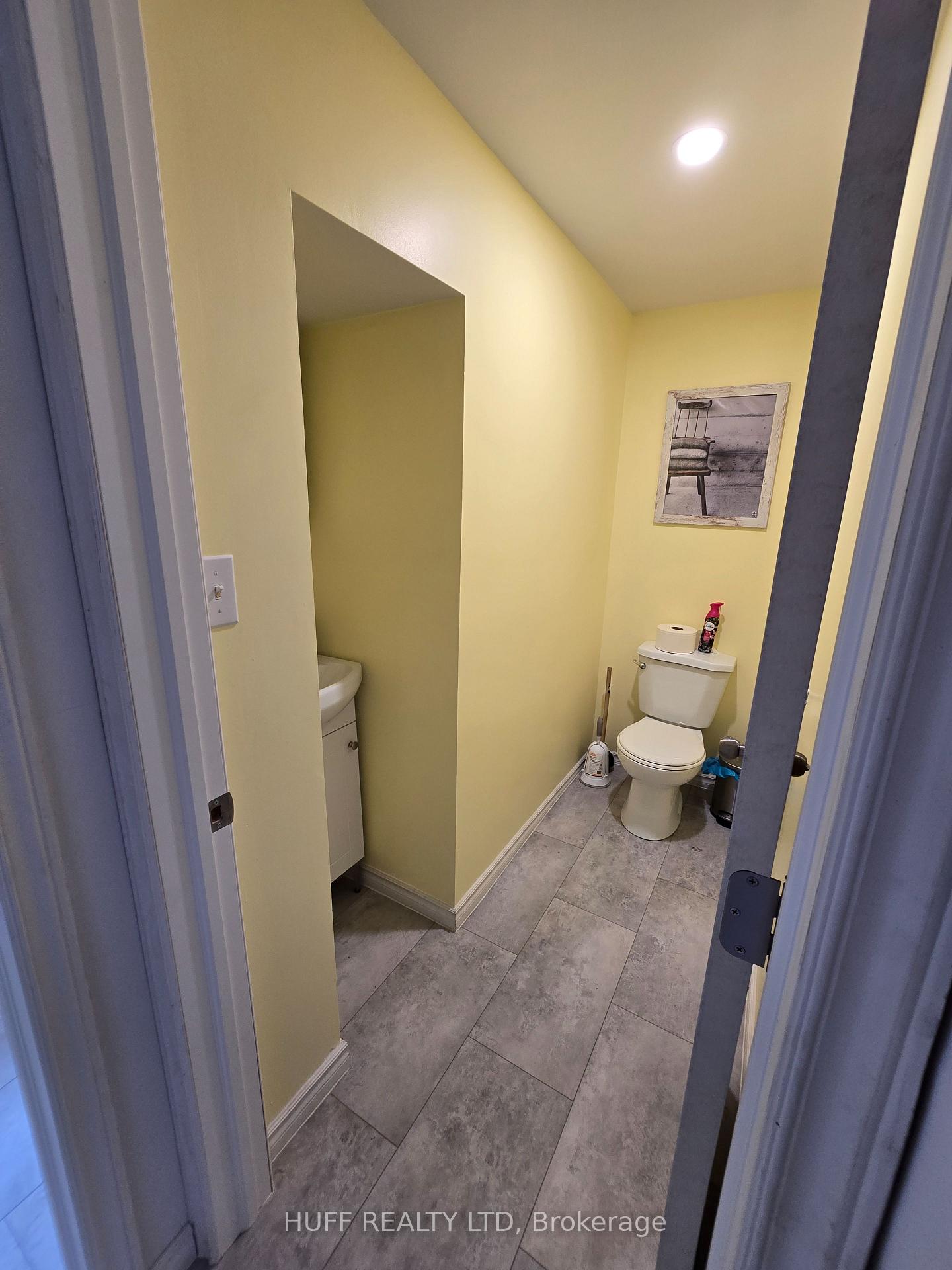 Photo 17 of 76 Seventh Avenue, Kirkland Lake, Larder Lake — HOMEH