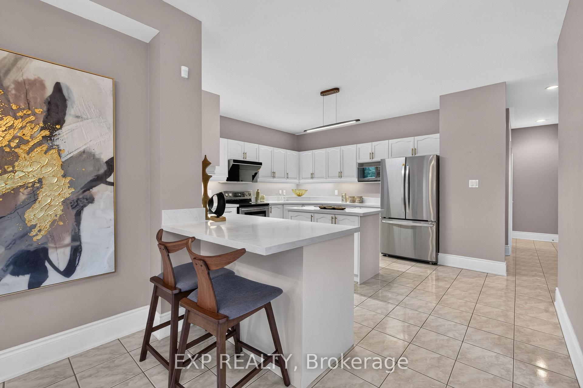 Photo 18 of 735 Foxcroft Boulevard, Newmarket, Stonehaven-Wyndham — HOMEH