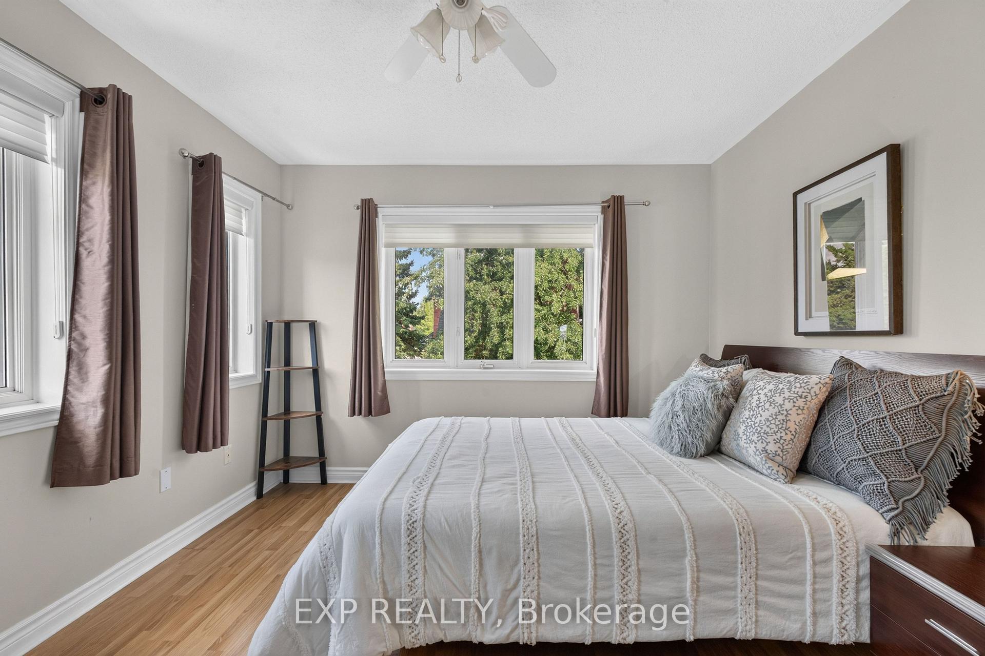 Photo 38 of 735 Foxcroft Boulevard, Newmarket, Stonehaven-Wyndham — HOMEH