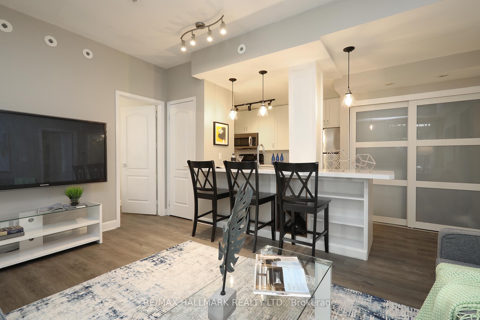 Photo 8 of Unit Th 10, 78 Carr Street, Toronto, Kensington-Chinatown — HOMEH