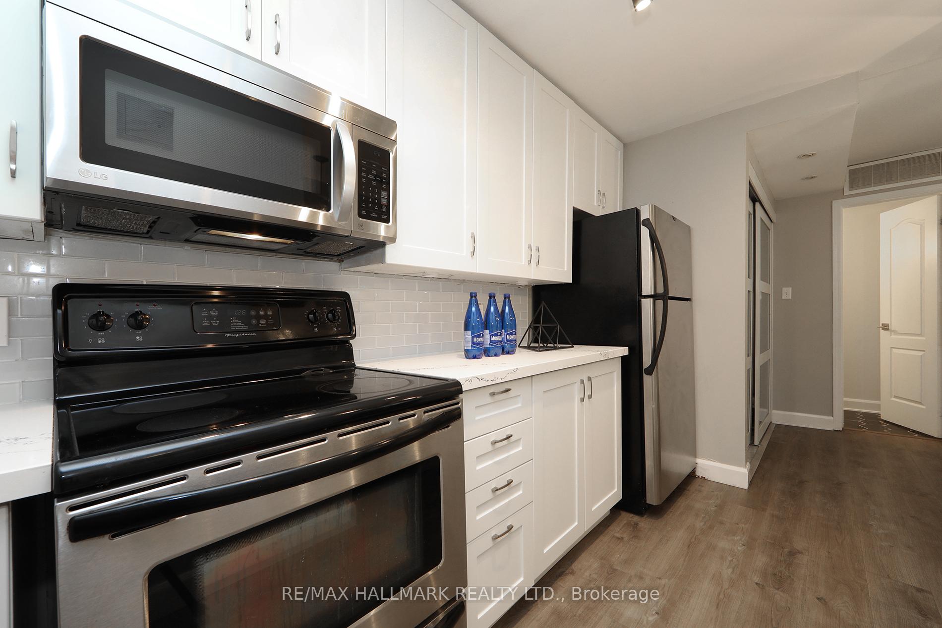 Photo 14 of Unit Th 10, 78 Carr Street, Toronto, Kensington-Chinatown — HOMEH