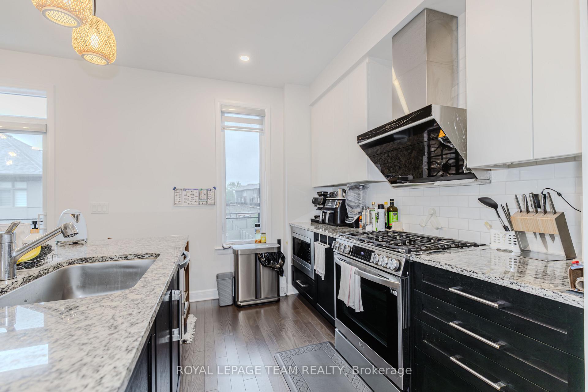 Photo 25 of 1407 Hemlock Road, Ottawa, CFB Rockcliffe and Area — HOMEH