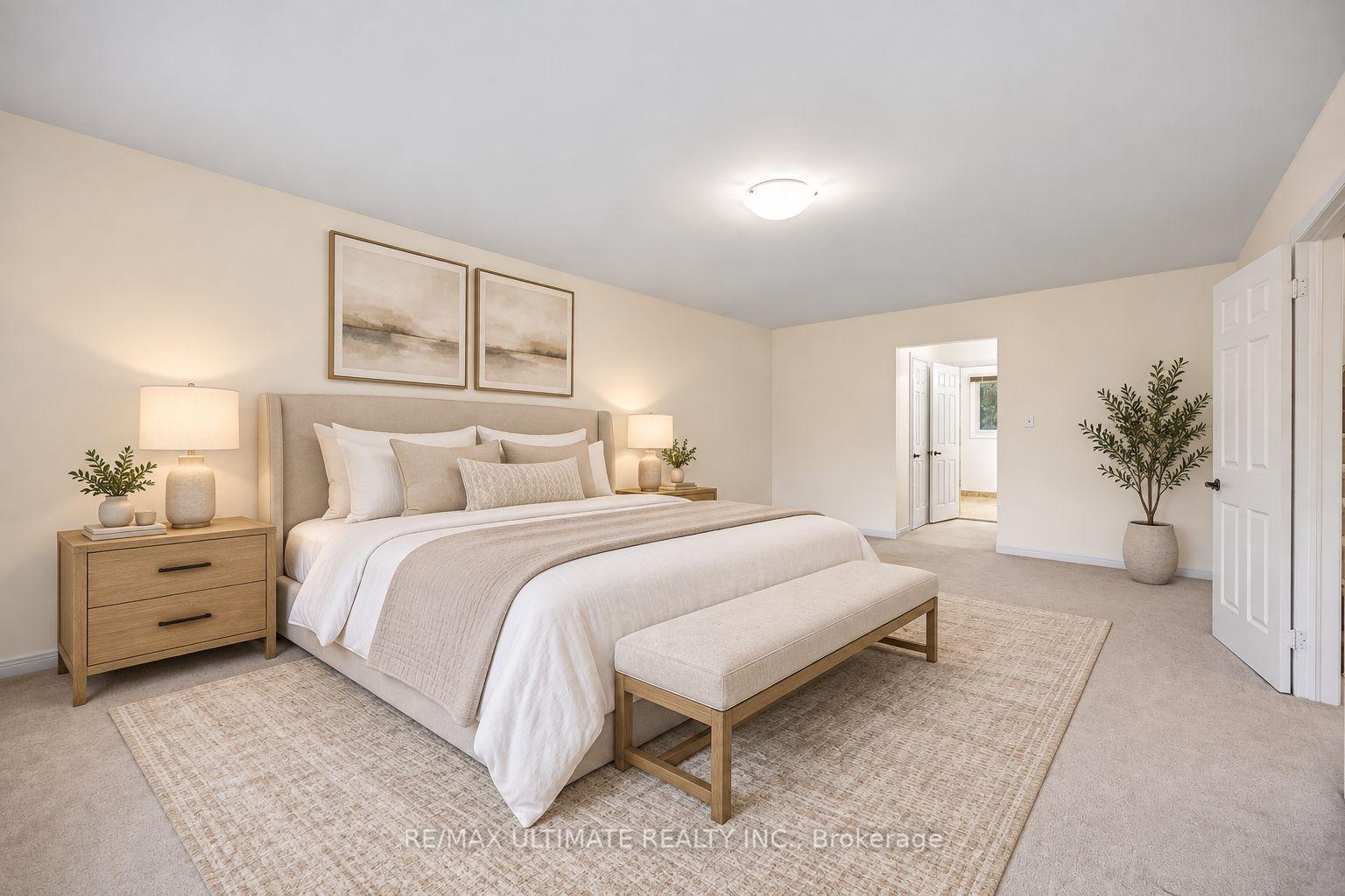 Photo 12 of 32 Saddletree Drive, North York, Bayview Woods-Steeles — HOMEH