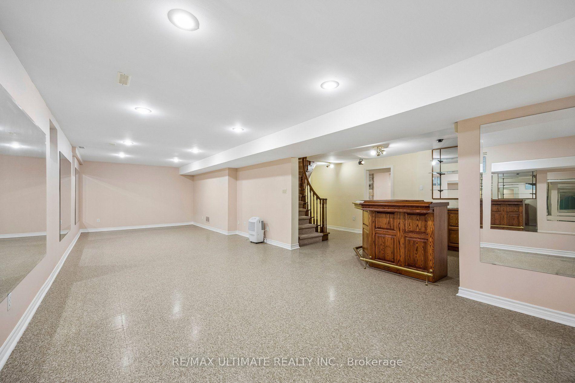 Photo 32 of 32 Saddletree Drive, North York, Bayview Woods-Steeles — HOMEH