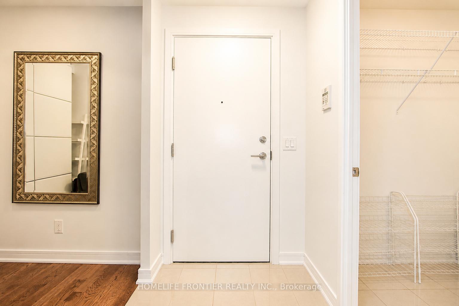 Photo 2 of Unit 218, 9191 Yonge Street, Richmond Hill, Langstaff — HOMEH