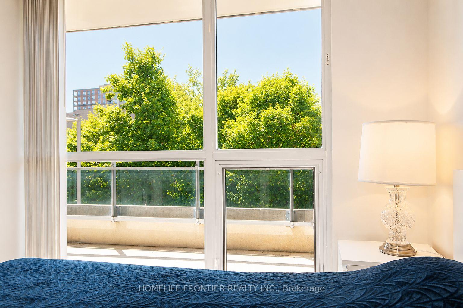 Photo 7 of Unit 218, 9191 Yonge Street, Richmond Hill, Langstaff — HOMEH