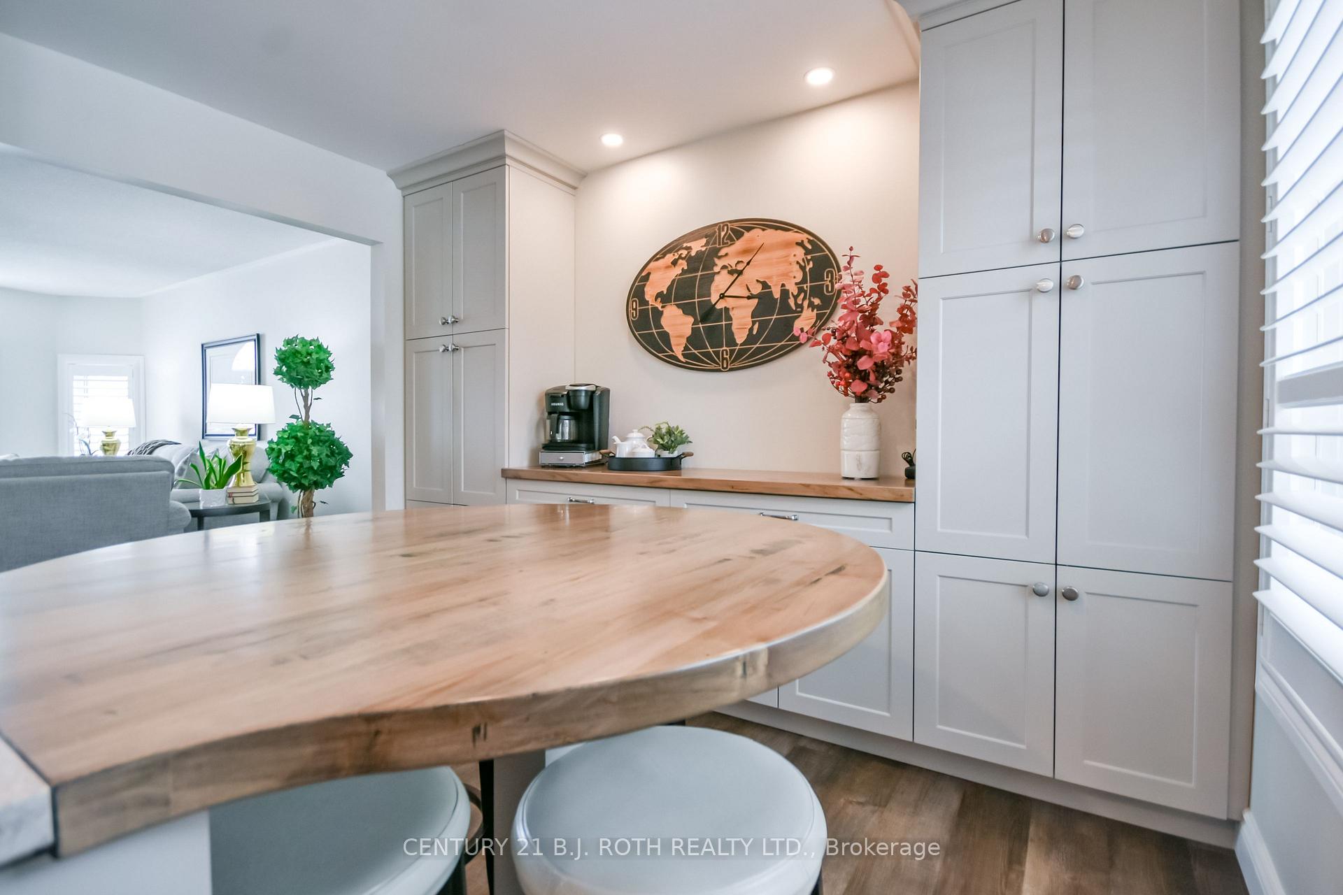 Photo 11 of 91 Benson Drive, Barrie, Sandy Hollow — HOMEH