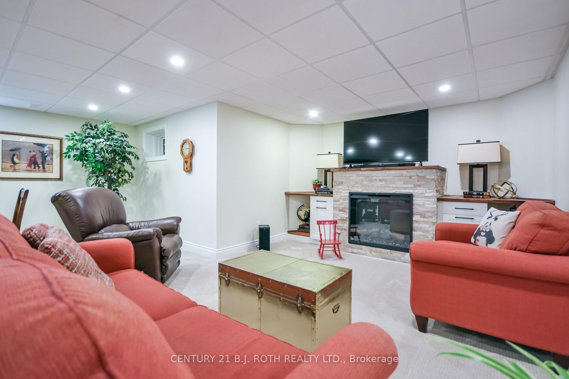Photo 21 of 91 Benson Drive, Barrie, Sandy Hollow — HOMEH