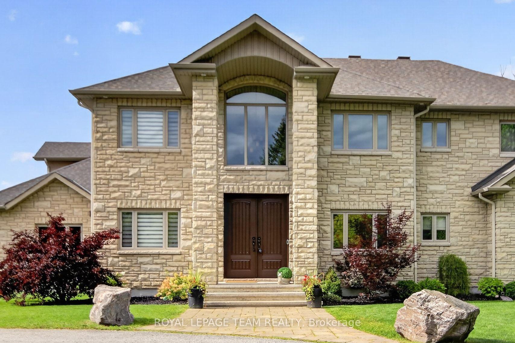 Photo of 1425 Balmoral Drive