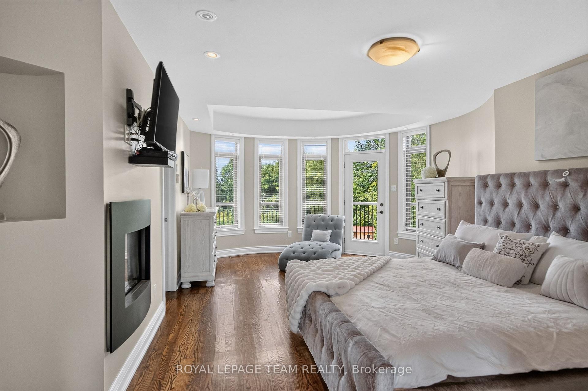 Photo 8 of 1425 Balmoral Drive, Ottawa, Cedardale — HOMEH
